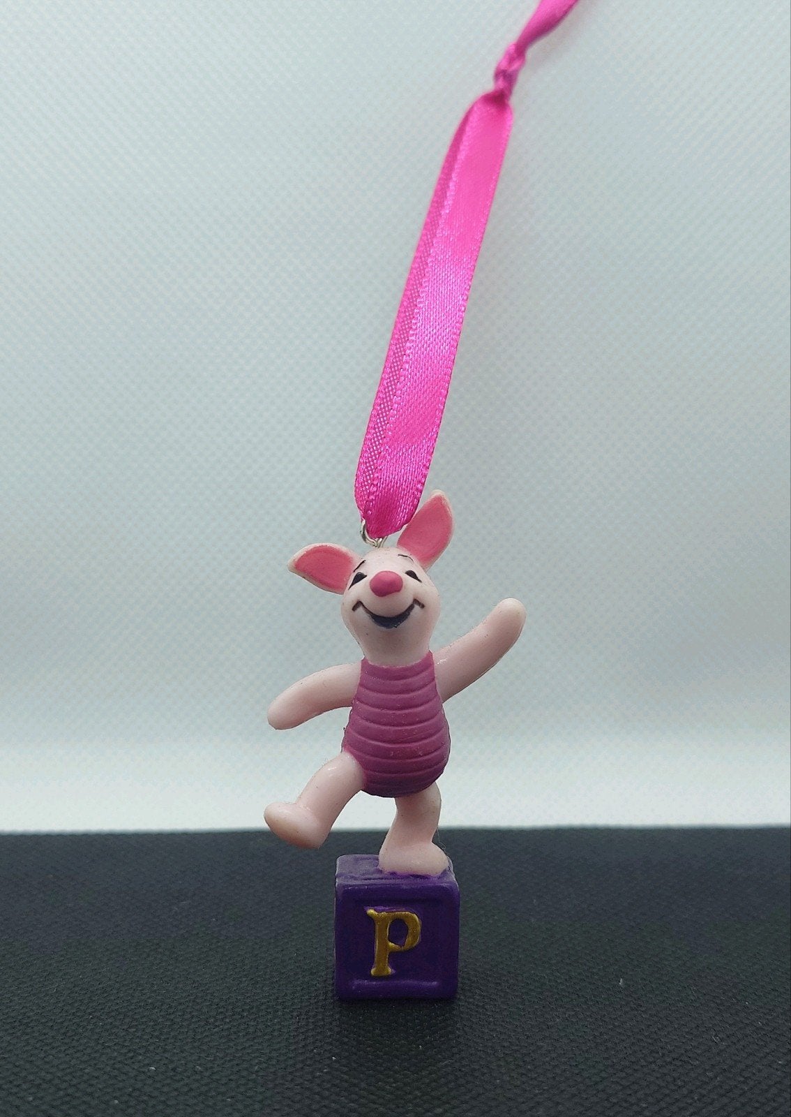 Disney Knorretje Piglet kerst ornament hanger kerstbal, Verzamelen, Disney, Ophalen of Verzenden, Winnie de Poeh of vrienden, Zo goed als nieuw