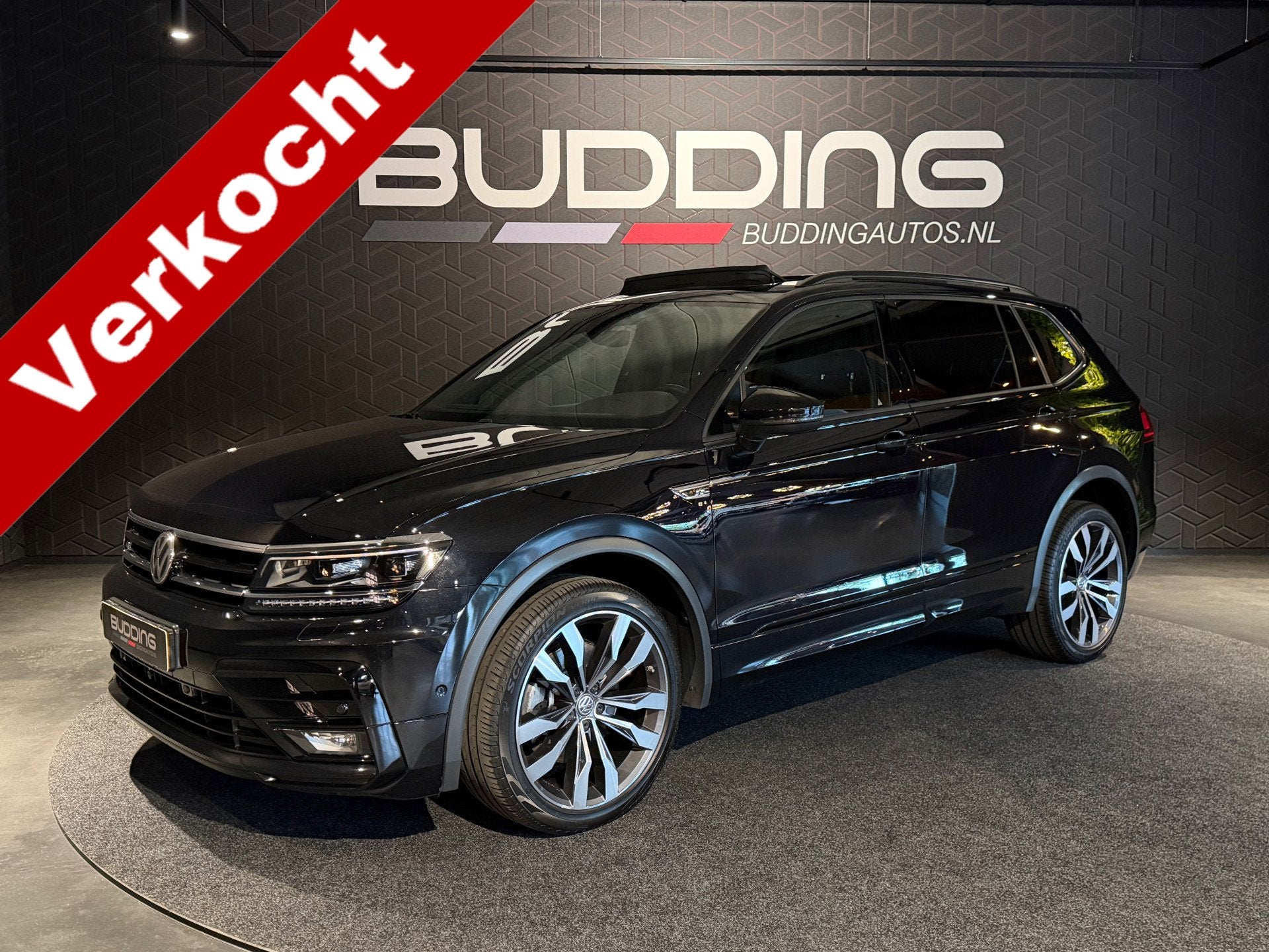 Volkswagen Tiguan Allspace 2.0 TSI 4Motion Highline R 7p. |, Auto's, Automaat, Gebruikt, 7 stoelen, Zwart