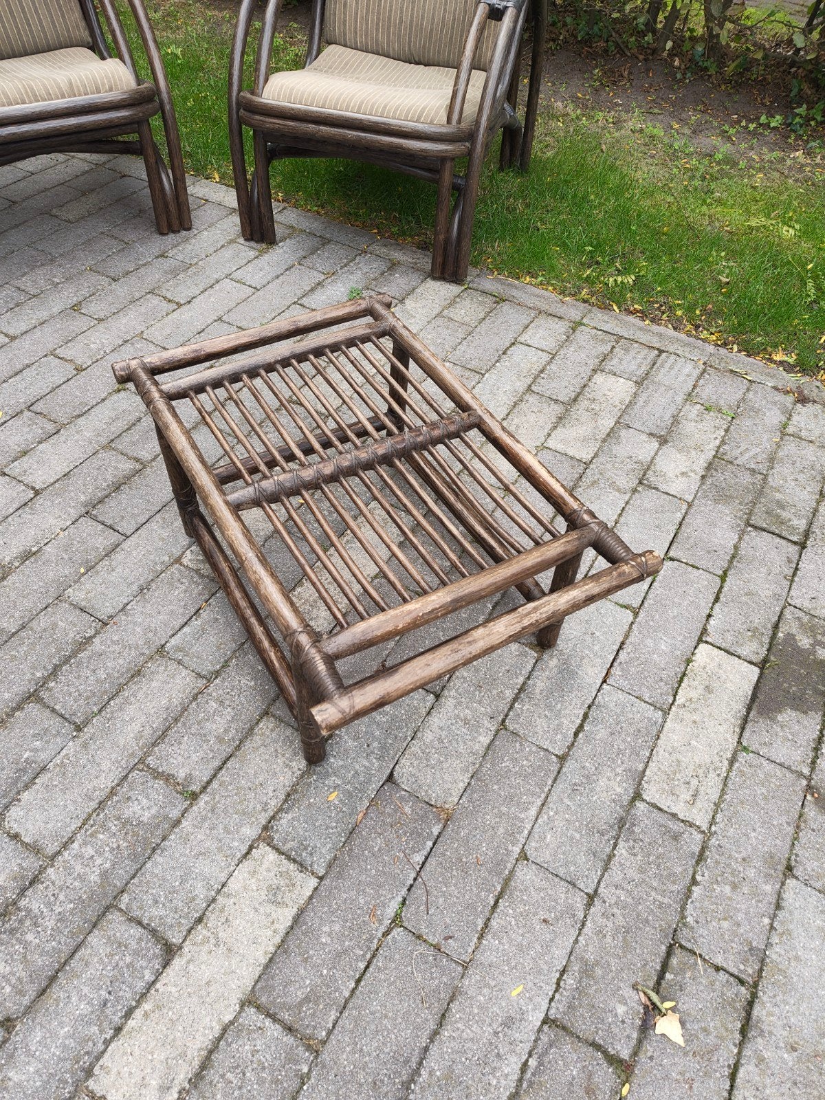 Vintage bamboe/rotan/manou bijzettafel of krukje, Ophalen, Minder dan 45 cm, Gebruikt, Rechthoekig