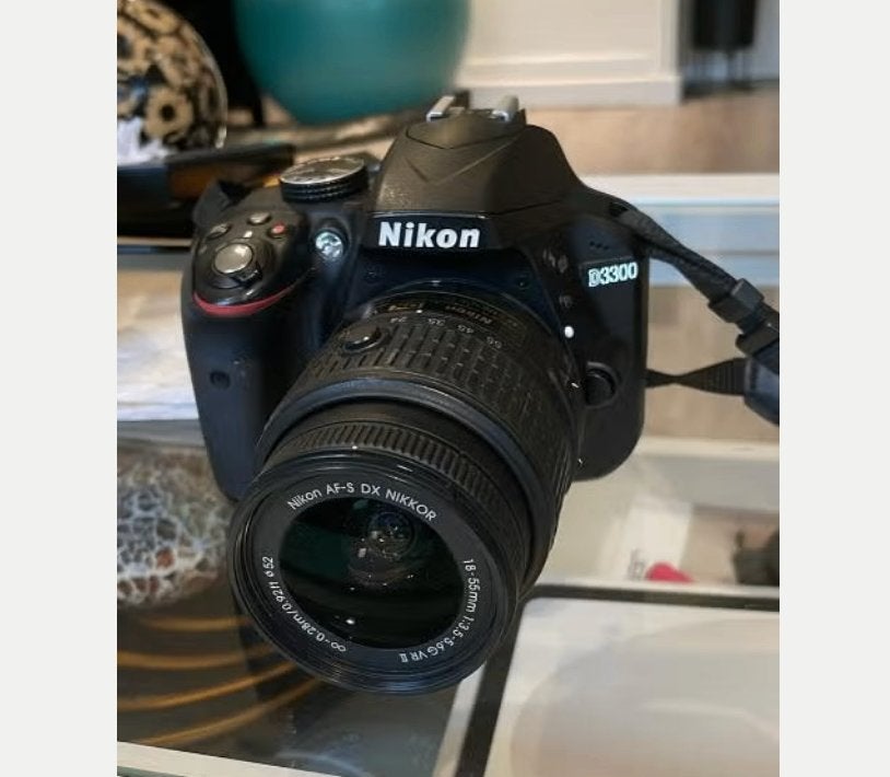 Nikon D3300 AF-S NIKKOR 18-55mm for sale, Ophalen of Verzenden, Zo goed als nieuw, Nikon, Geen optische zoom