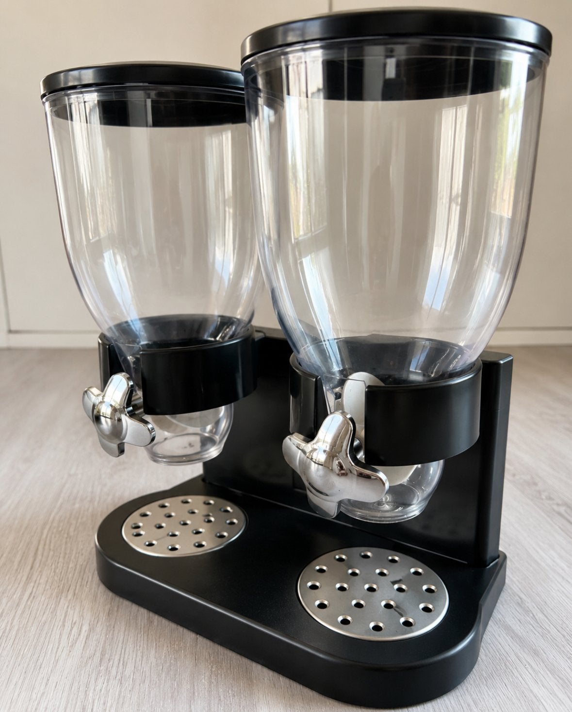 Dubbele Graan Dispenser - Zwart/Transparant, Overige typen, Kunststof, Ophalen of Verzenden, Zo goed als nieuw