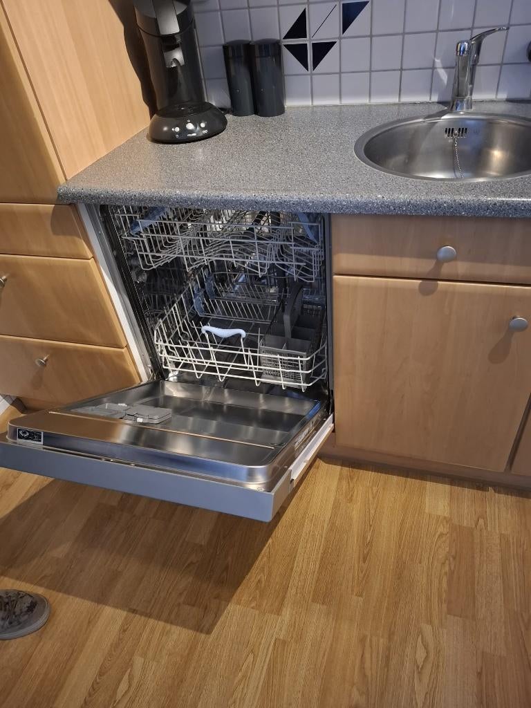 Beko vaatwasser, Witgoed en Apparatuur, Ophalen, Gebruikt, 60 cm of meer, Inbouw
