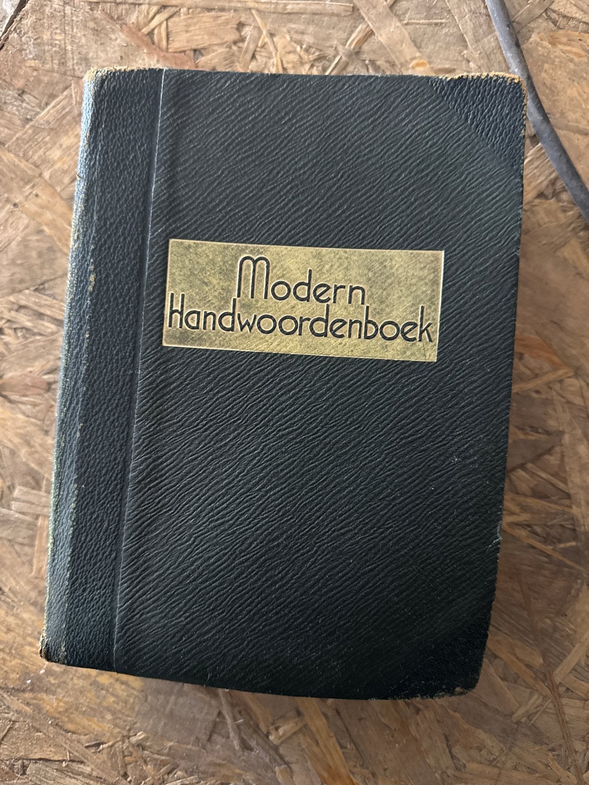 Antiek Modern Handwoordenboek, Ophalen of Verzenden