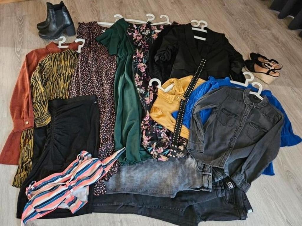 Pakket kleding dames maat M , maat 38 40 dameskleding, Ophalen of Verzenden, Zo goed als nieuw, Maat 38/40 (M)