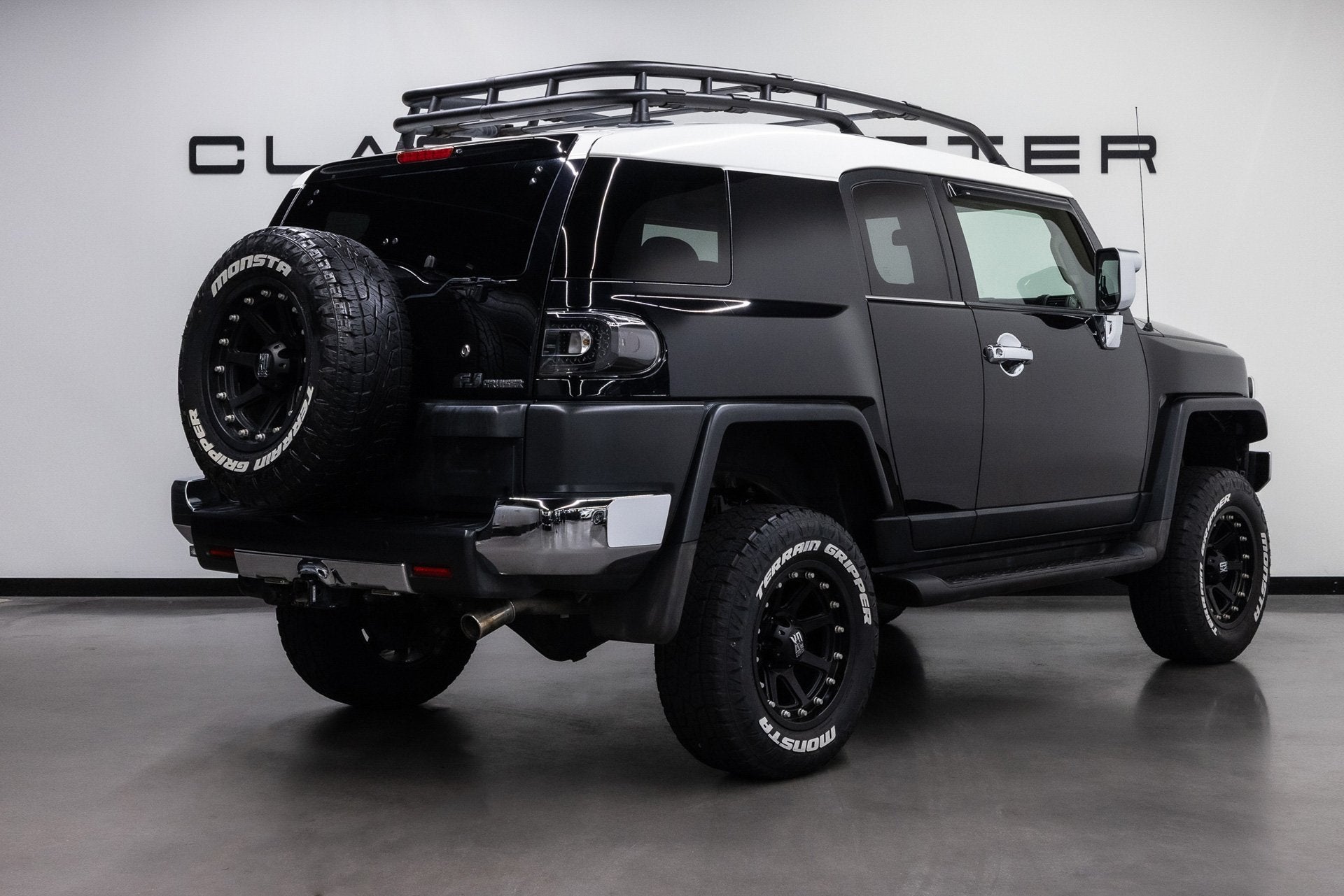 Toyota FJ Cruiser VVT-i V6 Btw auto, Fiscale waarde € 8.00, Auto's, Toyota, Stof, Gebruikt, Zwart, Origineel Nederlands
