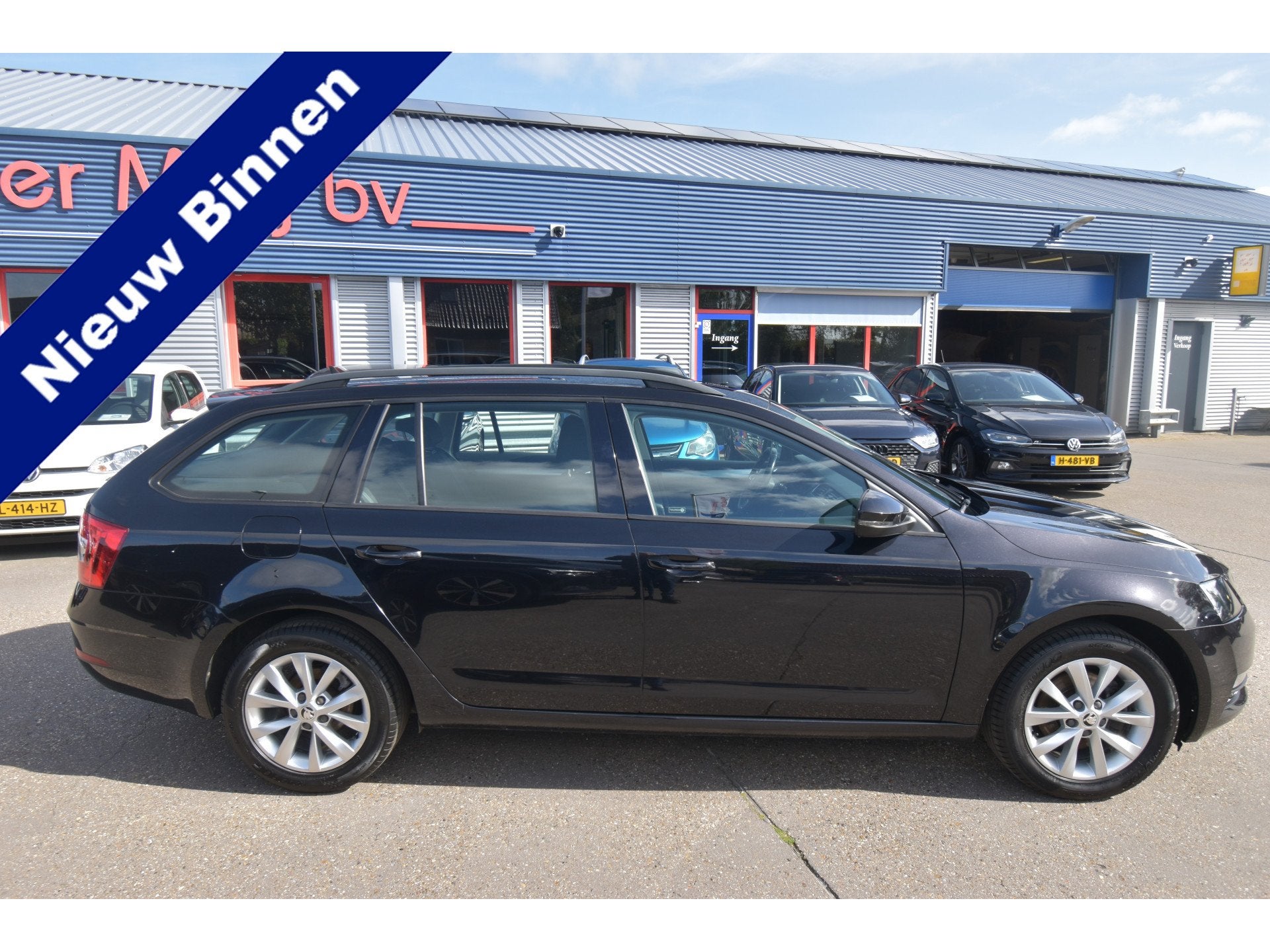 Skoda Octavia Combi 1.0 TSI Greentech Ambition Business , TR, Auto's, Parkeersensor, Stof, Gebruikt, 116 pk