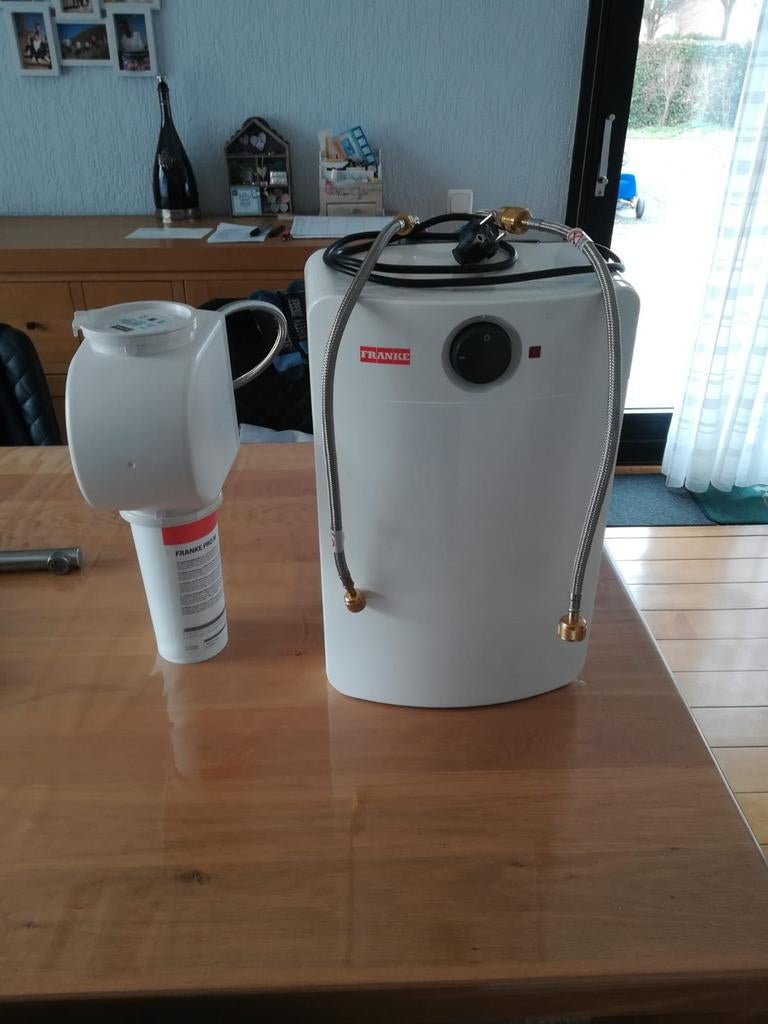 Kokend waterkraan Franke, Minder dan 20 liter, Boiler, Ophalen of Verzenden, Minder dan 3 jaar oud