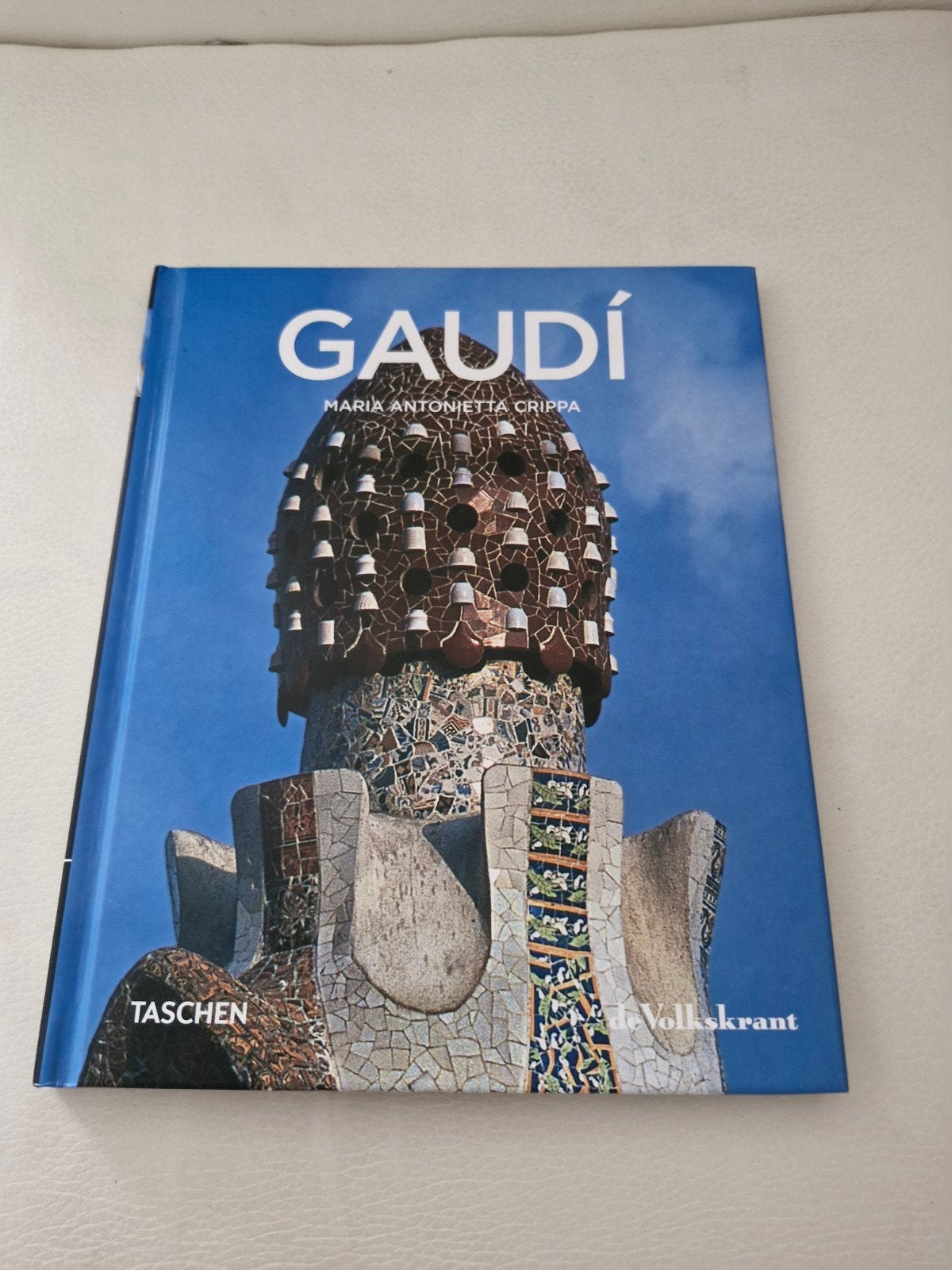 M.A. Crippa - Gaudi, Boeken, M.A. Crippa, Ophalen of Verzenden, Zo goed als nieuw, Overige onderwerpen