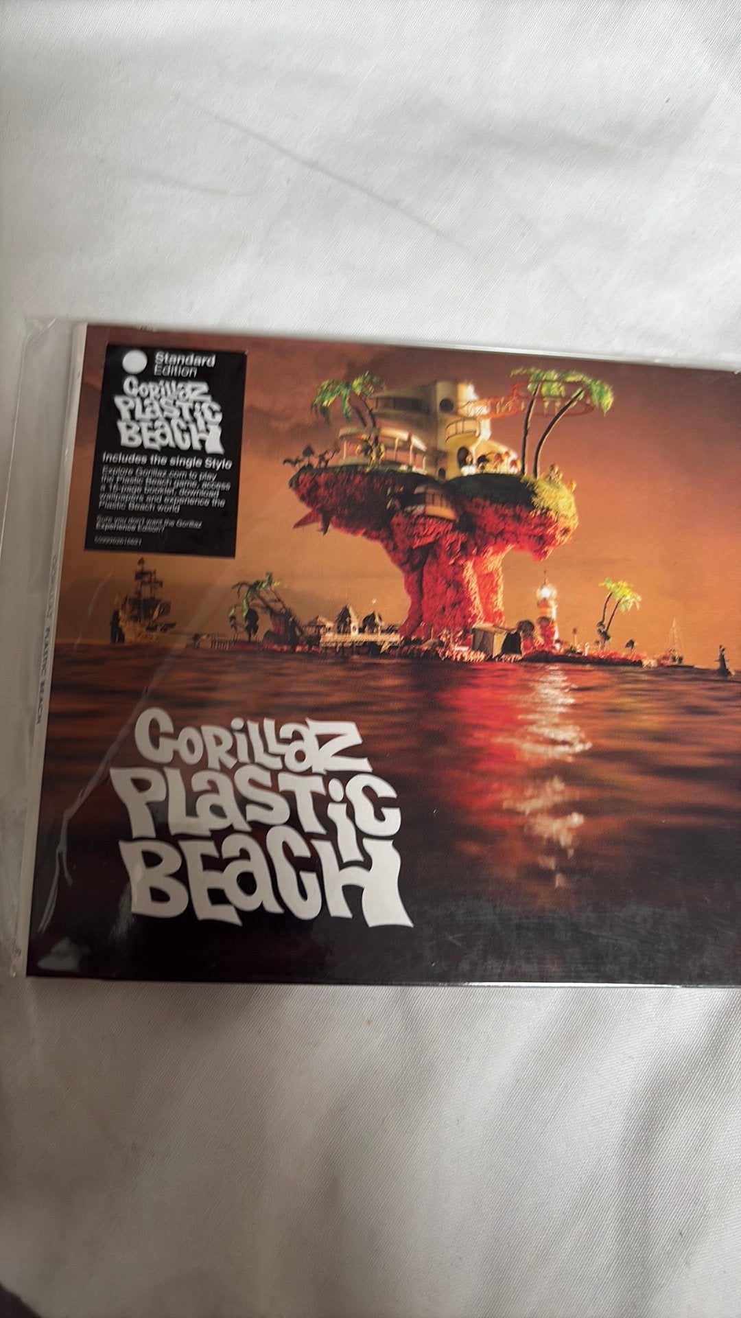 Gorillaz - Plastic Beach CD (Standard Edition), Ophalen of Verzenden, 2000 - 2009, Zo goed als nieuw