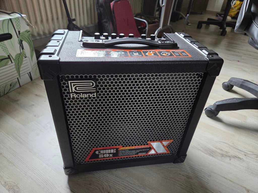 Roland Cube 80x Gitaarversterker - Krachtig en Veelzijdig, Muziek en Instrumenten, Versterkers | Bas en Gitaar, Ophalen, Zo goed als nieuw