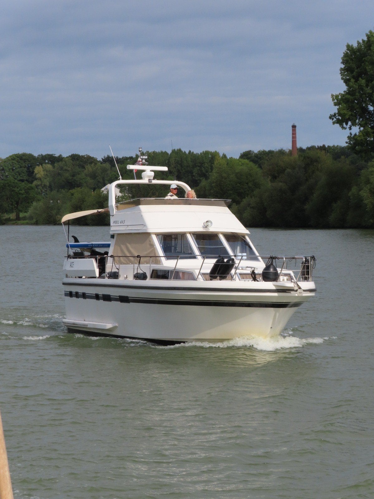 Pfeil 44 Fly - Ruime en comfortabele motorboot, Gebruikt, Binnenboordmotor, Diesel, Ophalen of Verzenden