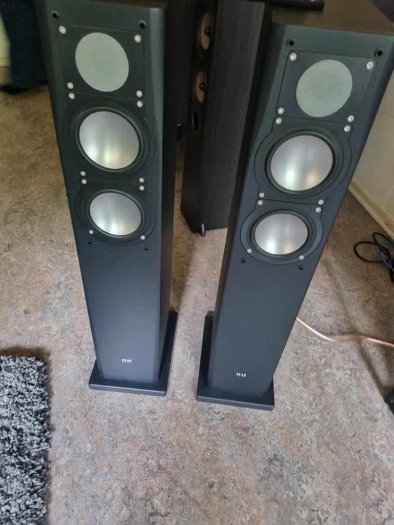 Elac speakers high end speakers!, Overige merken, Ophalen of Verzenden, Zo goed als nieuw, 120 watt of meer
