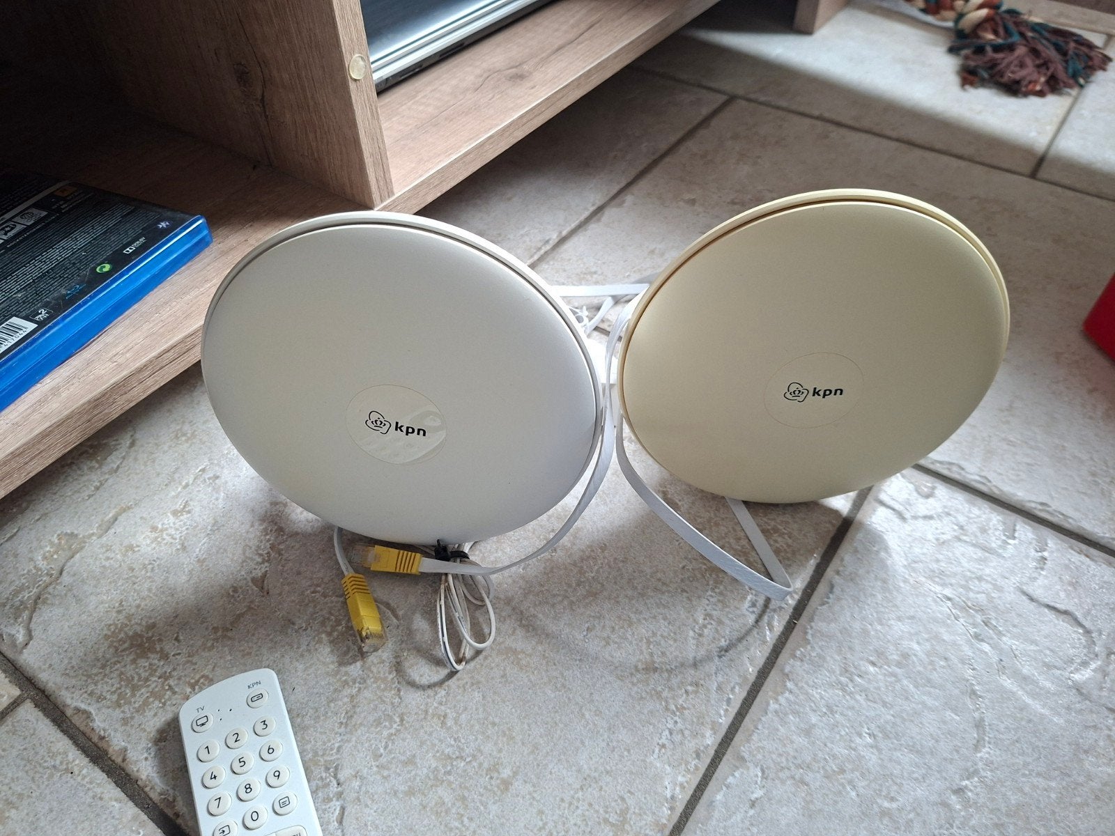KPN SuperWifi punten (2 stuks), Ophalen of Verzenden, Gebruikt, (Schotel)antenne-accessoires, Overige merken