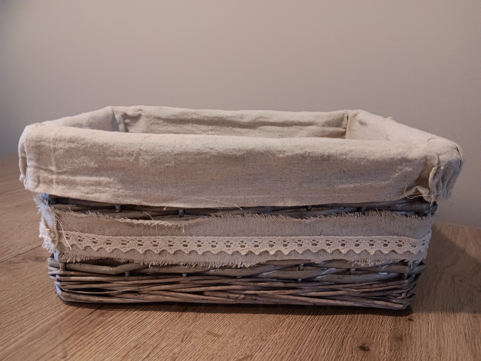 Mandje, Huis en Inrichting, Woonaccessoires | Schalen en Manden, Ophalen, Rechthoekig, Riet