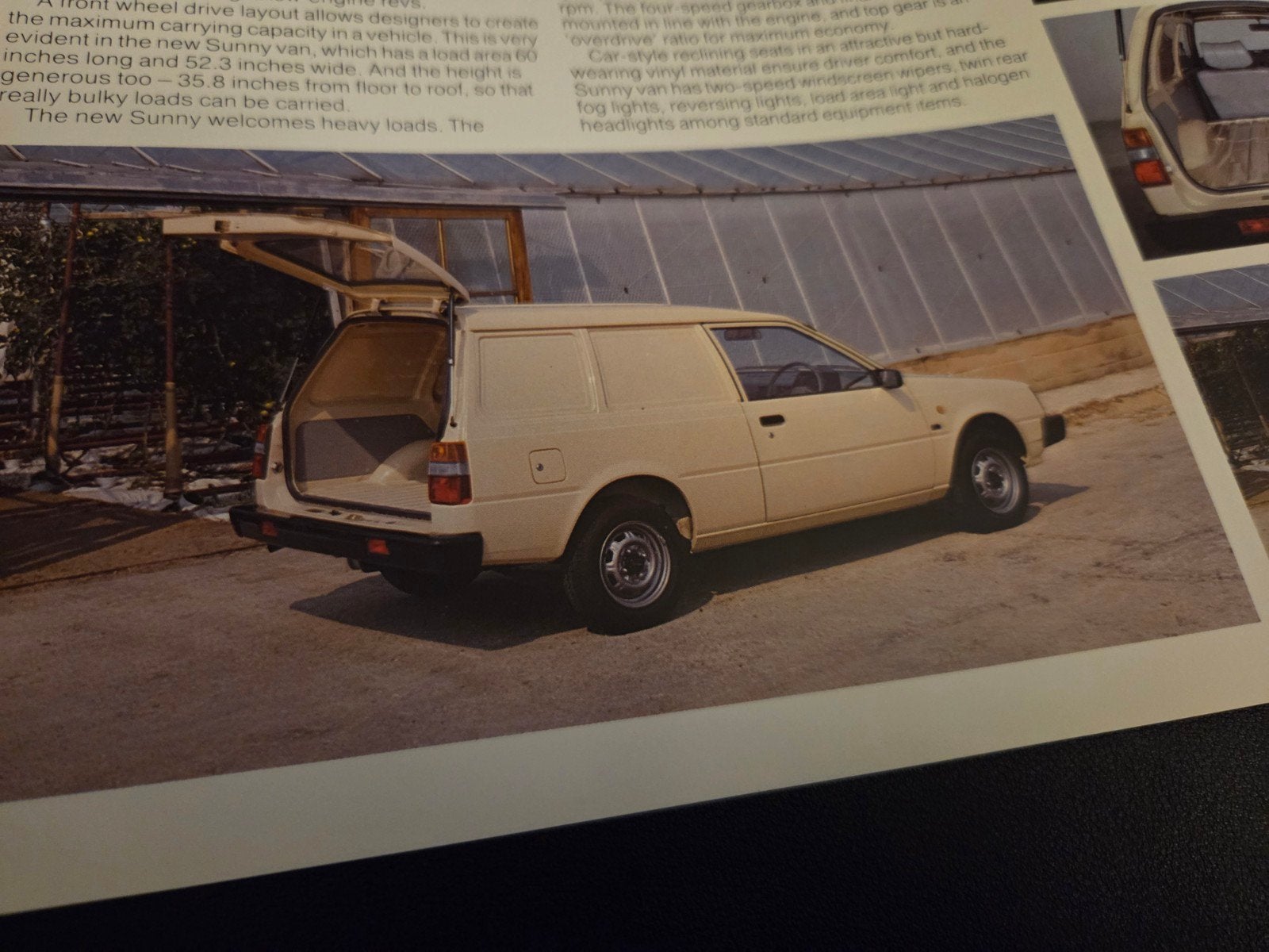 Brochure Nissan Commercial Vehicles 1985 UK, Ophalen of Verzenden, Zo goed als nieuw, Nissan