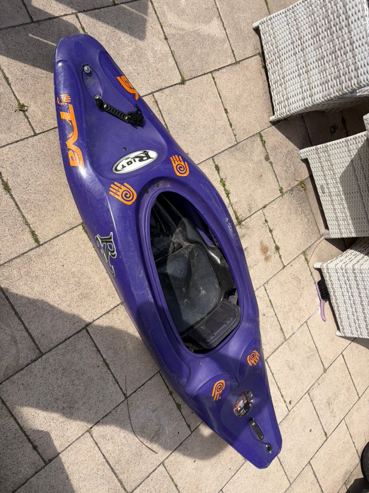 Dominitrix wildwater kano ongeveer 205 cm, Ophalen, Gebruikt, Eén persoon, Met peddels