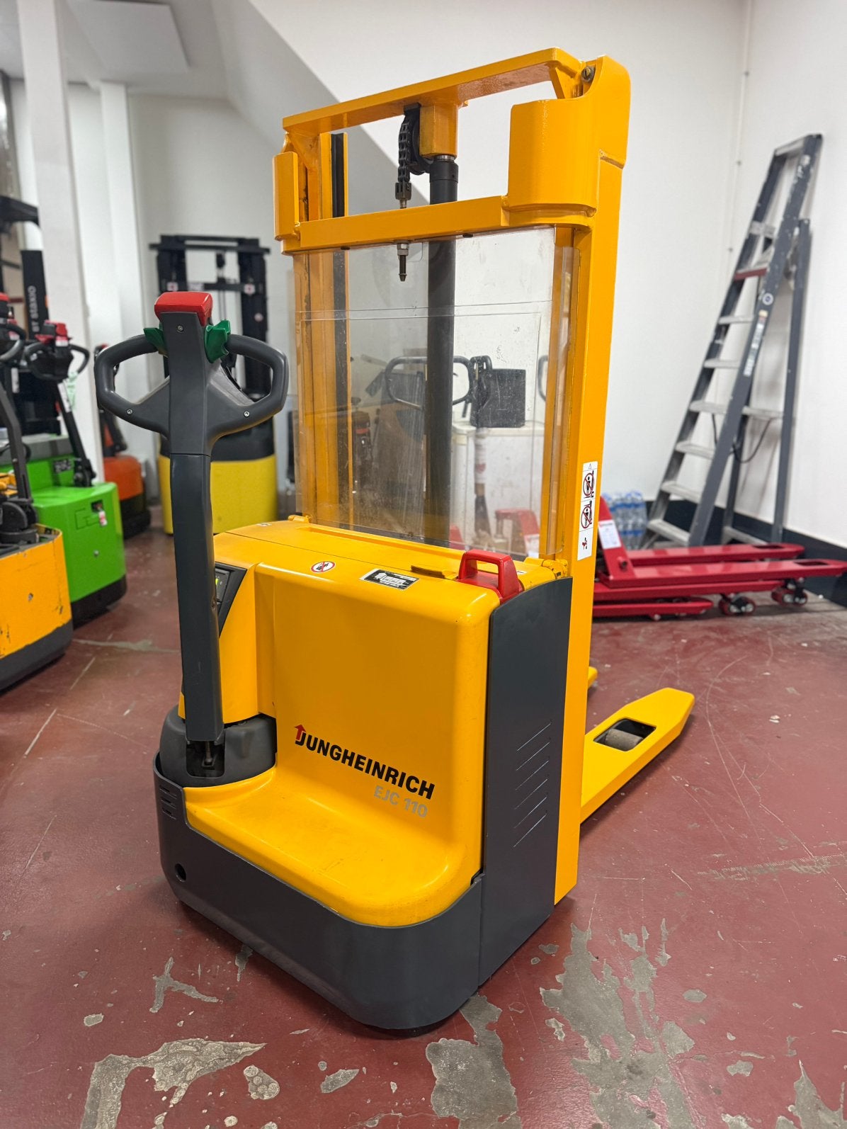 JUNGHEINRICH EJC110 1000KG DUPLO 2,50M GOEDE BATTERIJ