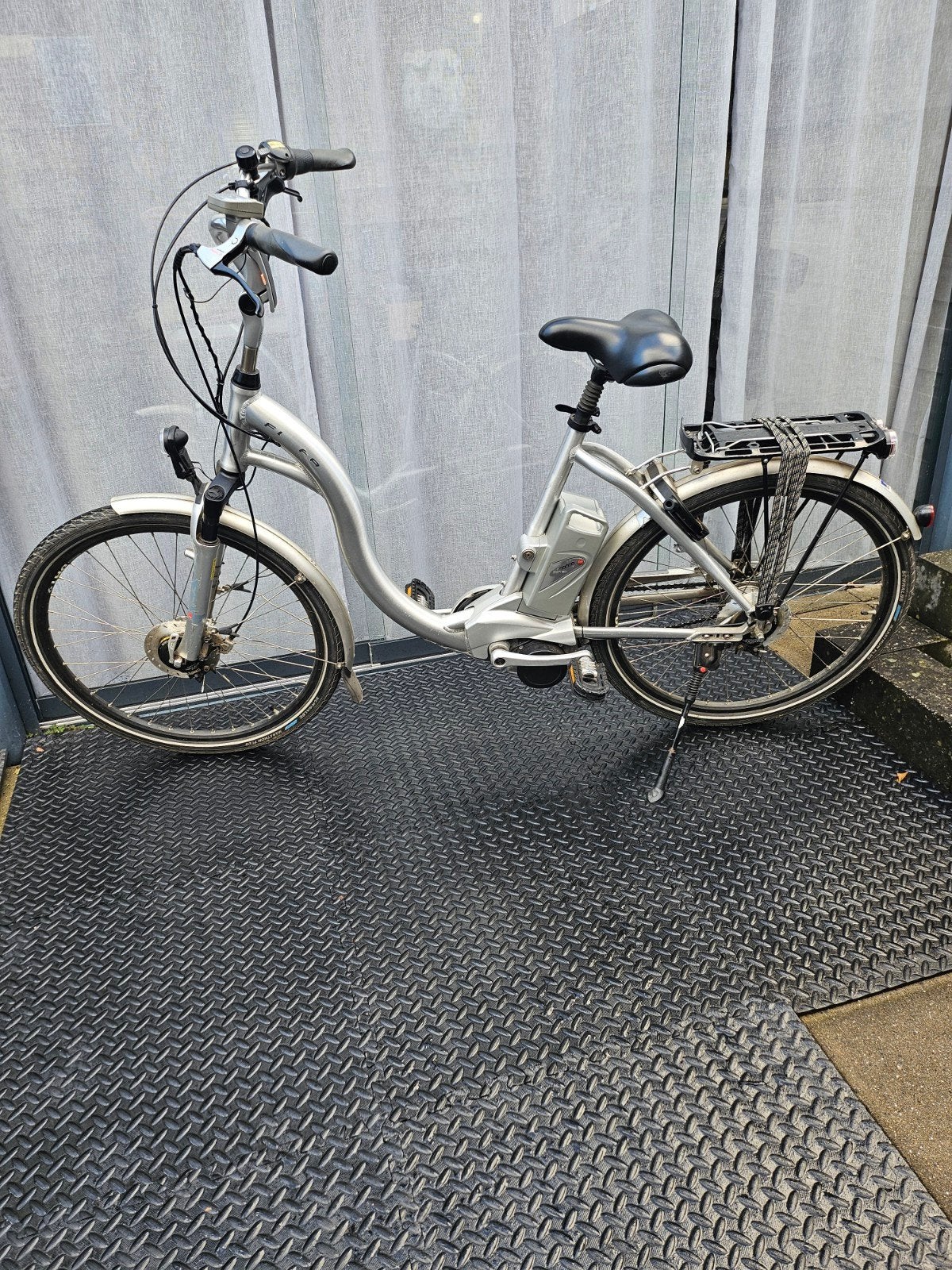 Fiets Flyer (26", maat 50, Elektrisch, 8 versnellingen), Gebruikt, 47 tot 51 cm, 50 km per accu of meer, Ophalen