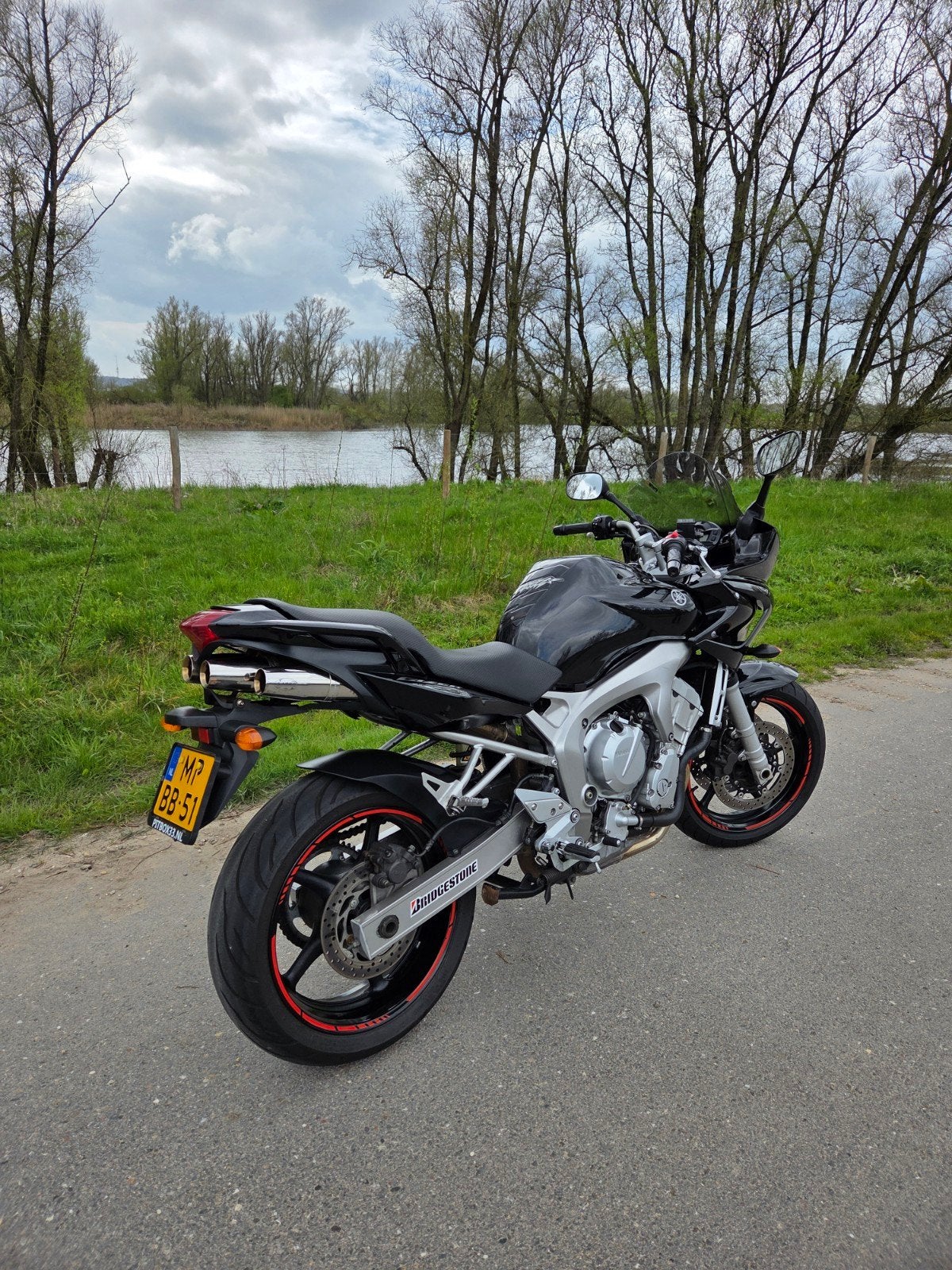 YAMAHA FZ6/FAZER 600 CC, Motoren, Sportuitlaat, 4 cilinders, Motorrijbewijs A, Gebruikt