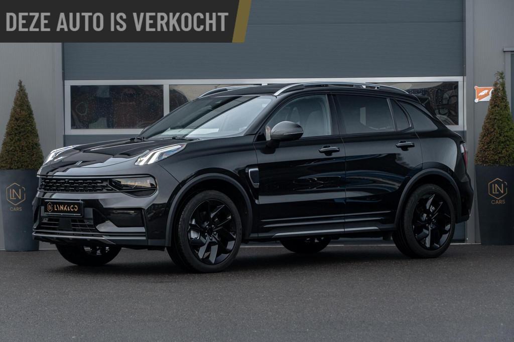 Lynk & Co 01 1.5 | Leder | Pano | DAB | Black | 360 camera, Auto's, Lynk & Co, Gebruikt, Met garantie (alle), Zwart, Leder