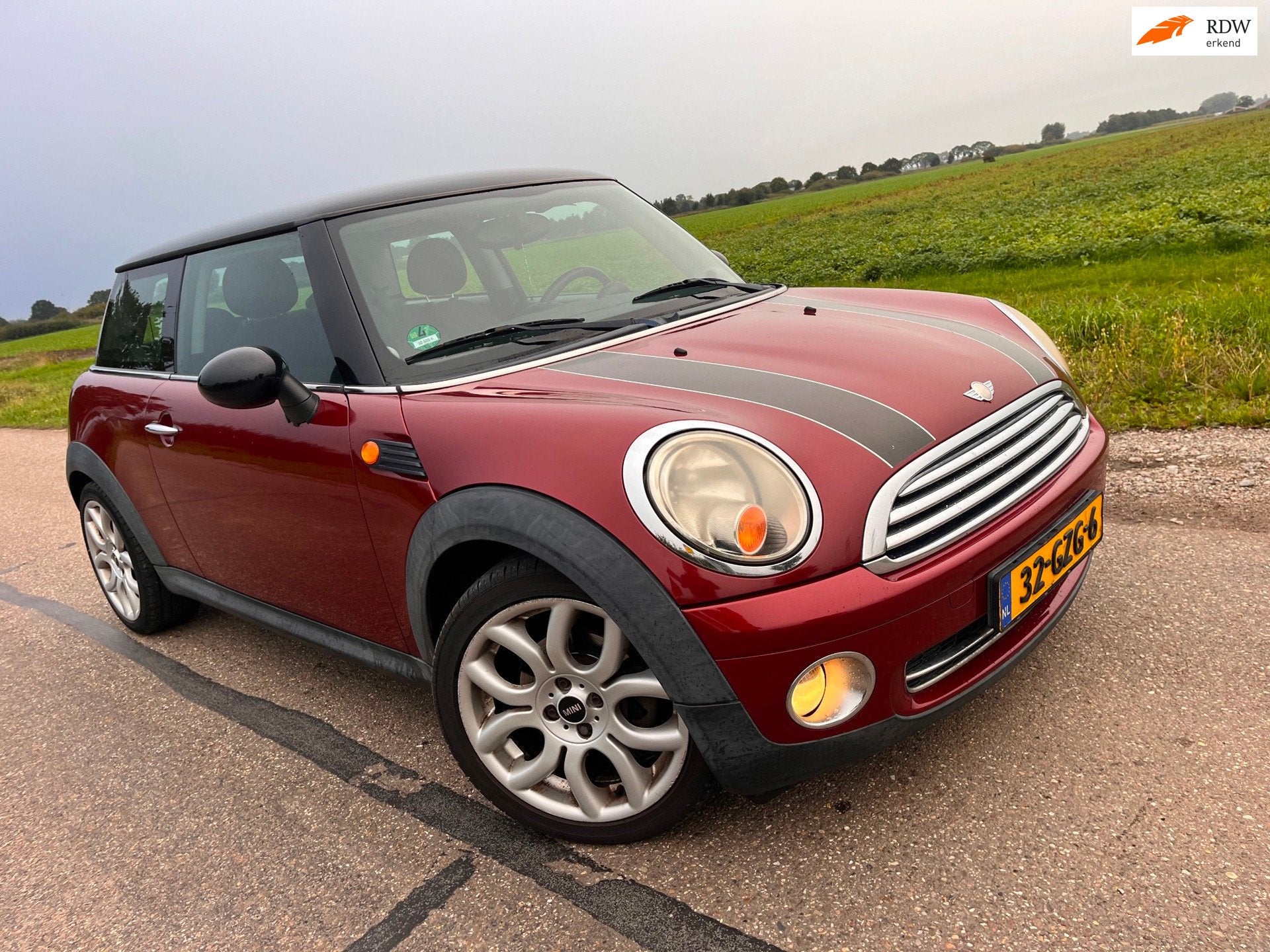 Mini Cooper 1.6 Chili / incl apk, Auto's, Voorwielaandrijving, Gebruikt, 750 kg, 4 cilinders