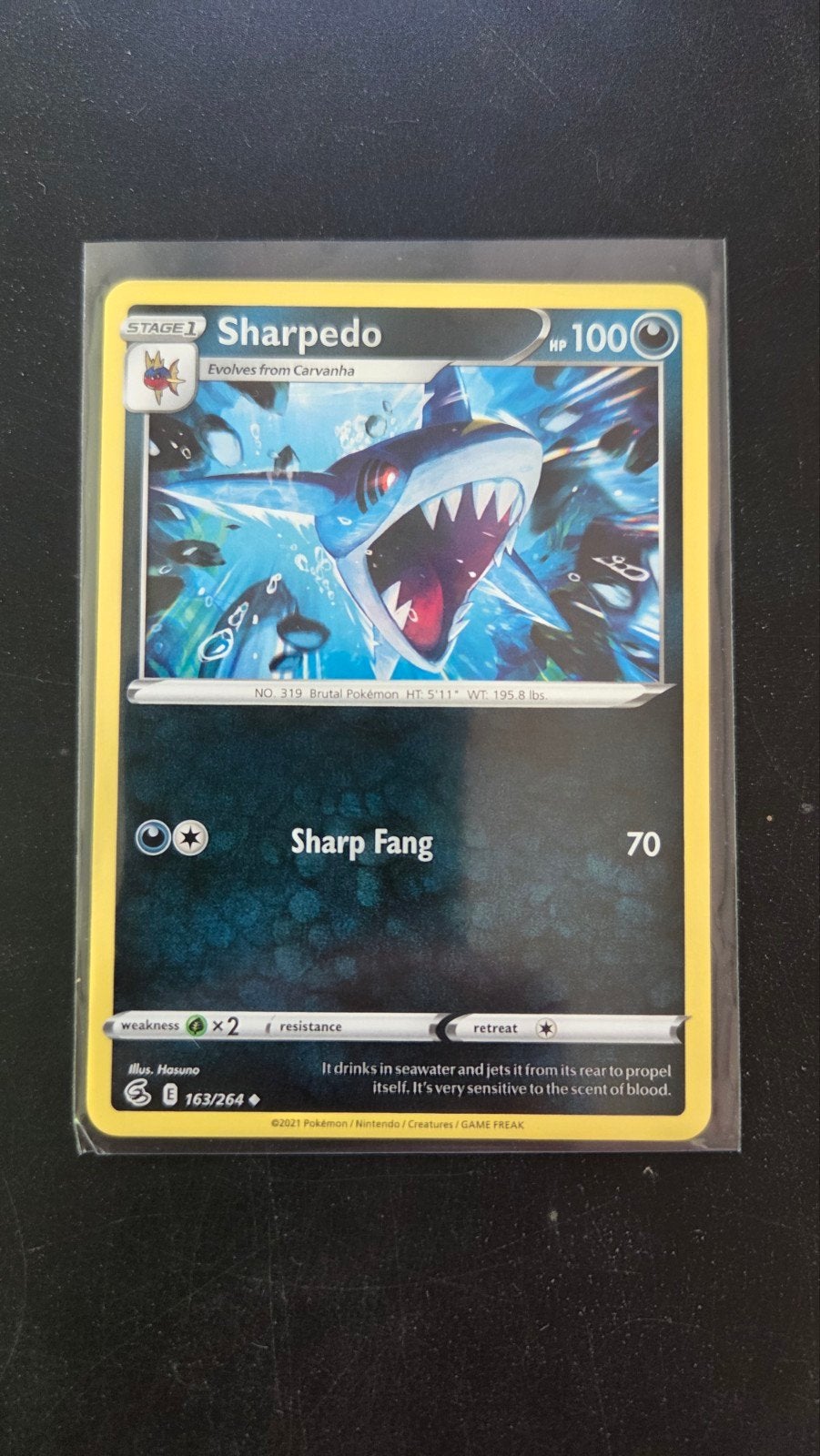 Sharpedo 163/264 Fusion Strike Pokémon kaart, Verzenden, Zo goed als nieuw, Losse kaart