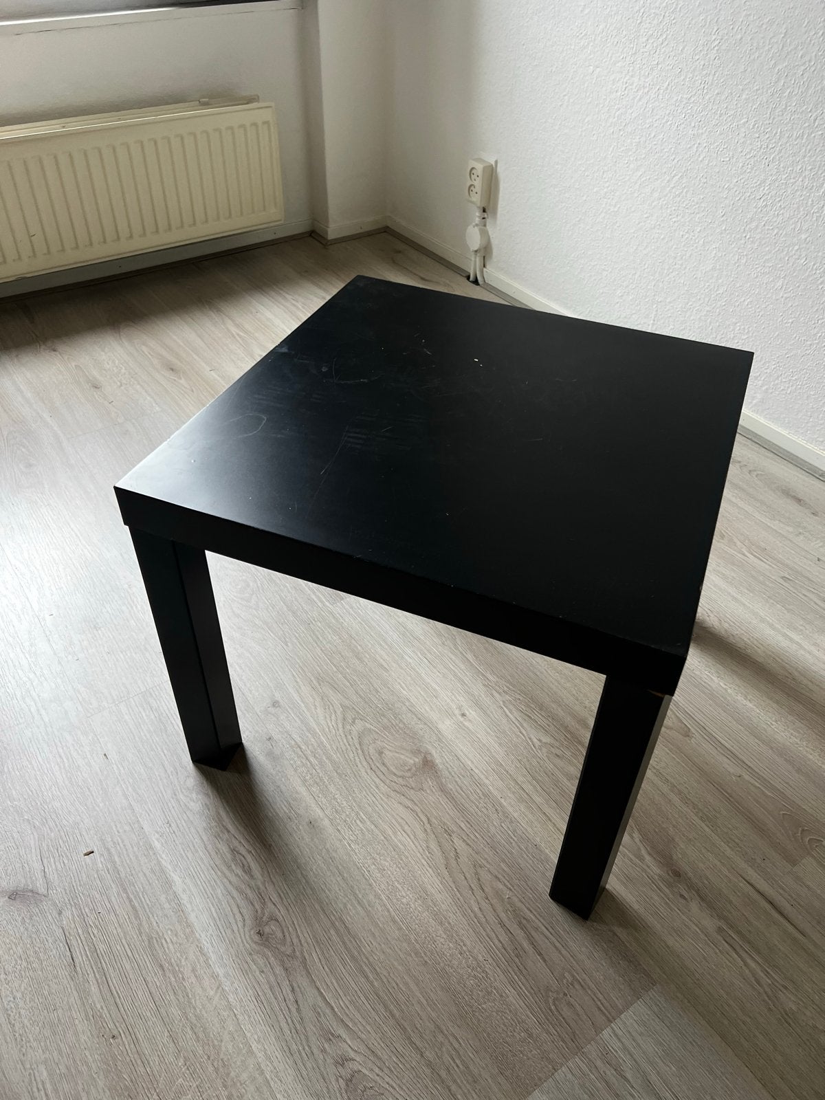 Zwarte ikea tafeltje, Ophalen, Gebruikt, Vierkant, 50 tot 100 cm