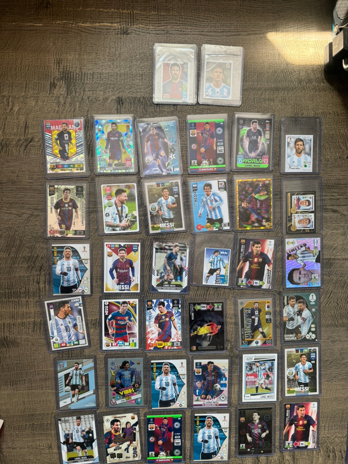 Panini  Voetbal Topps Messi Kaarten 2006-2024, Hobby en Vrije tijd, Stickers en Plaatjes, Ophalen of Verzenden, Zo goed als nieuw