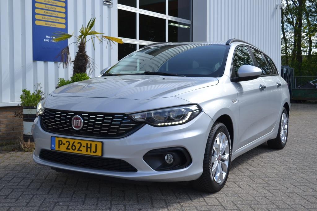 Fiat Tipo Stationwagon 1.4 T-Jet 16v Bns (bj 2016), Voorwielaandrijving, 4 cilinders, Handgeschakeld, 1368 cc