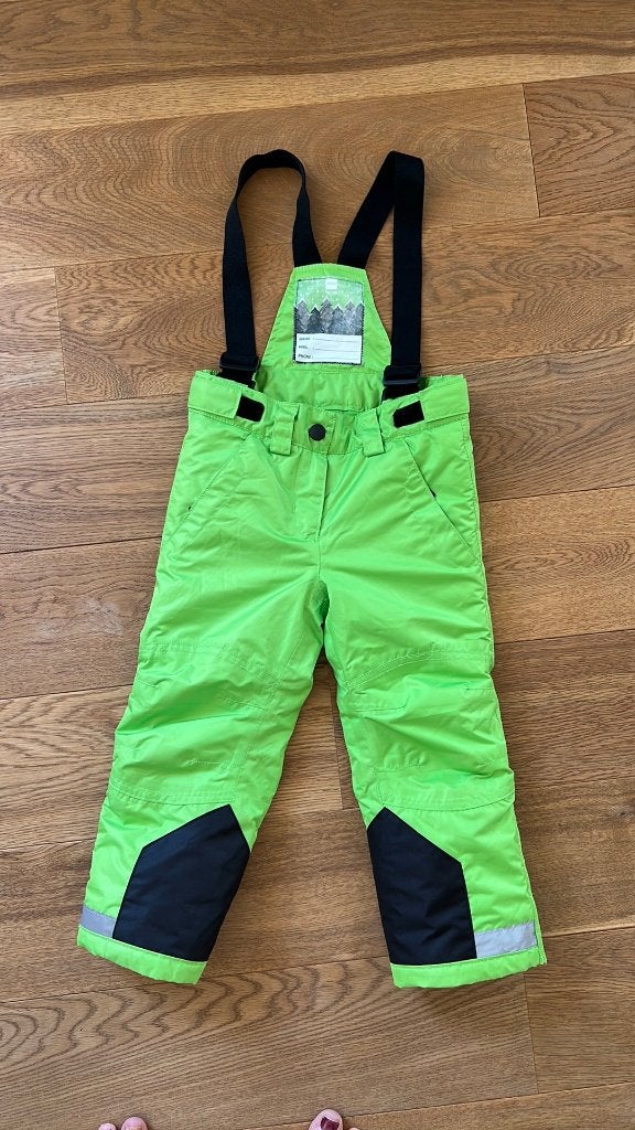 Skibroek Hema groen maat 98/104 - zgan, Kinderen en Baby's, Ophalen of Verzenden, Zo goed als nieuw, Jongen of Meisje, Broek