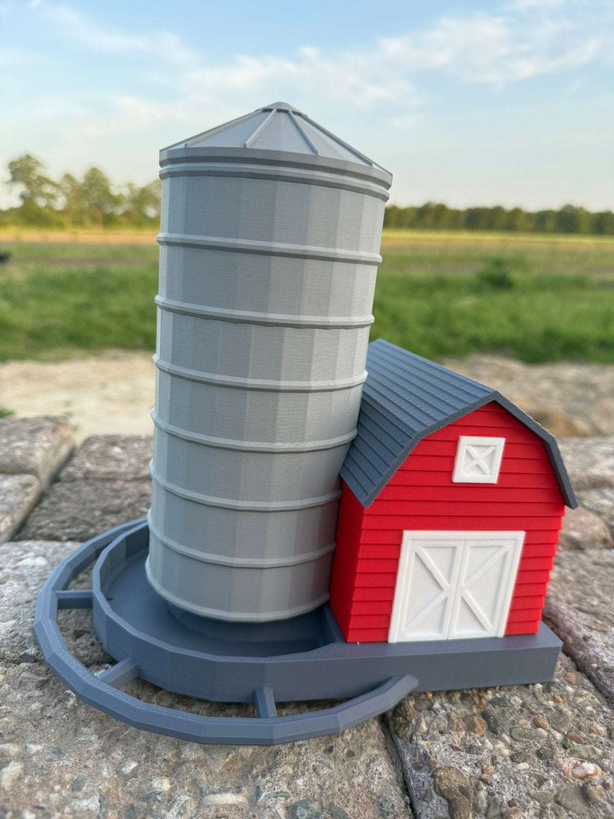 Voederhuisje / Voersilo met muurbeugel – €20, Ophalen of Verzenden, Nieuw