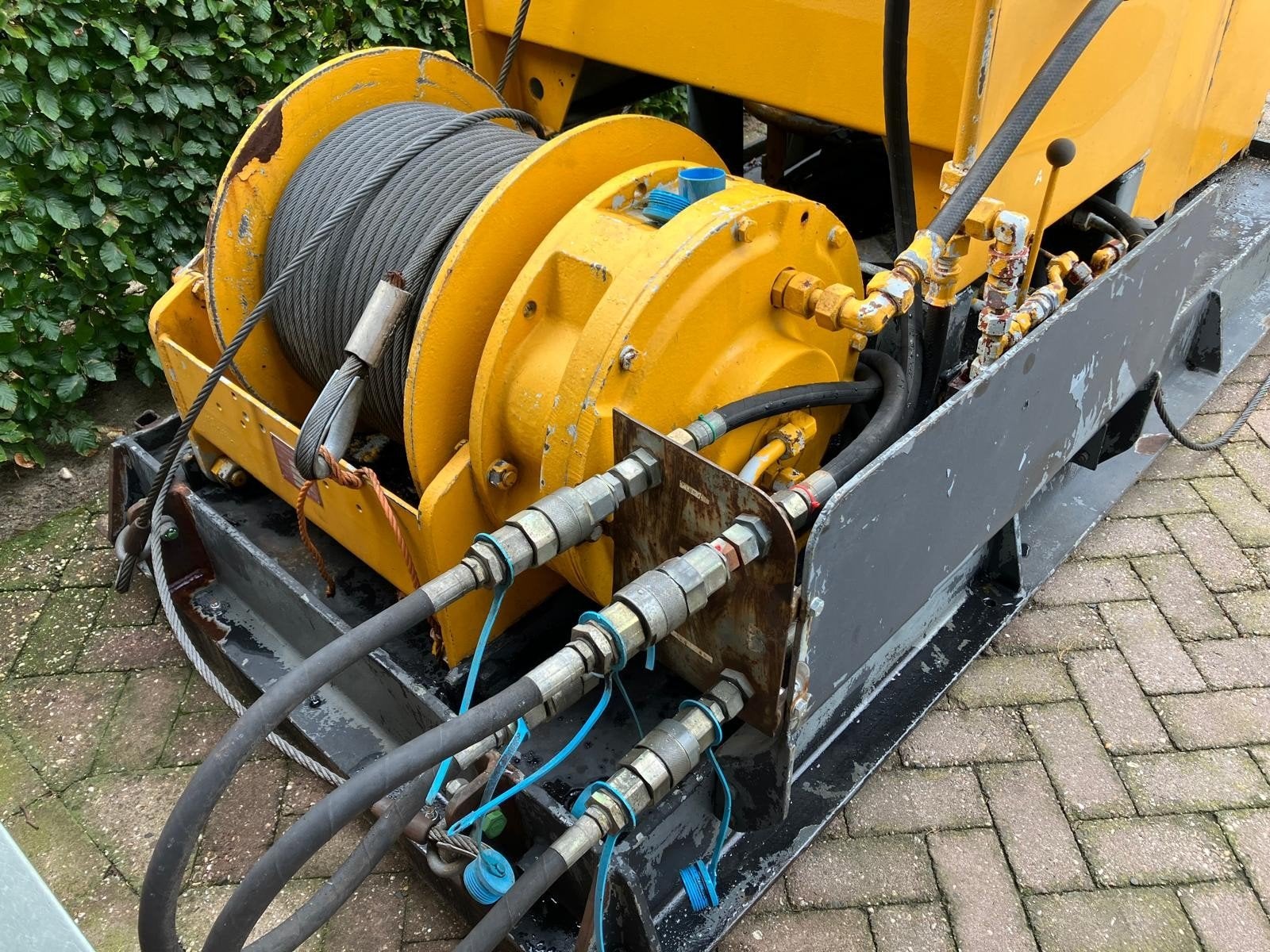 hydrauliesche lier, Ophalen