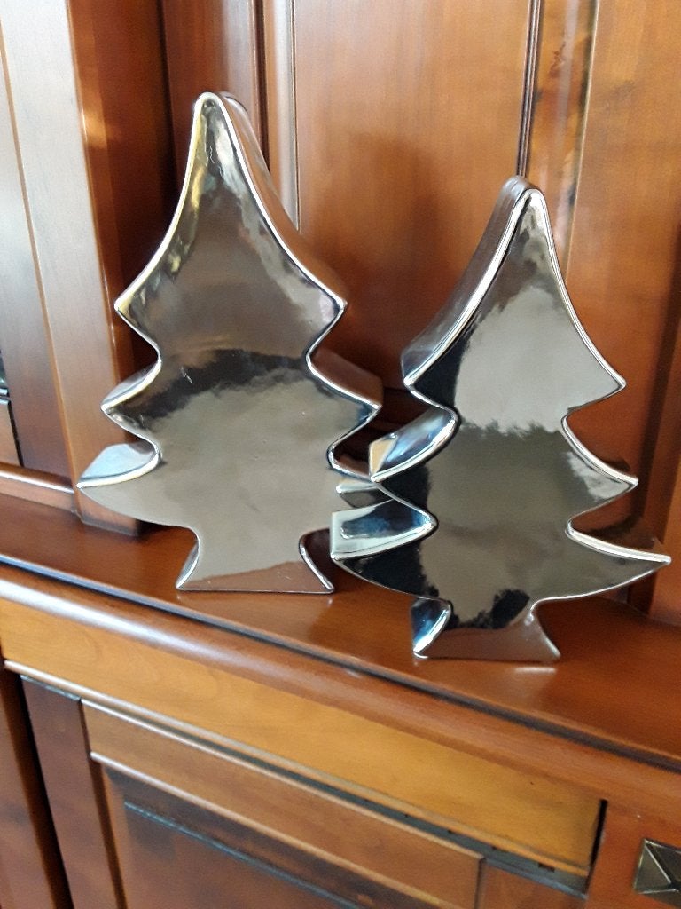 SET VAN 2. kerstboom keramiek. zilverkleurige kerstboom, Diversen, Ophalen of Verzenden, Zo goed als nieuw