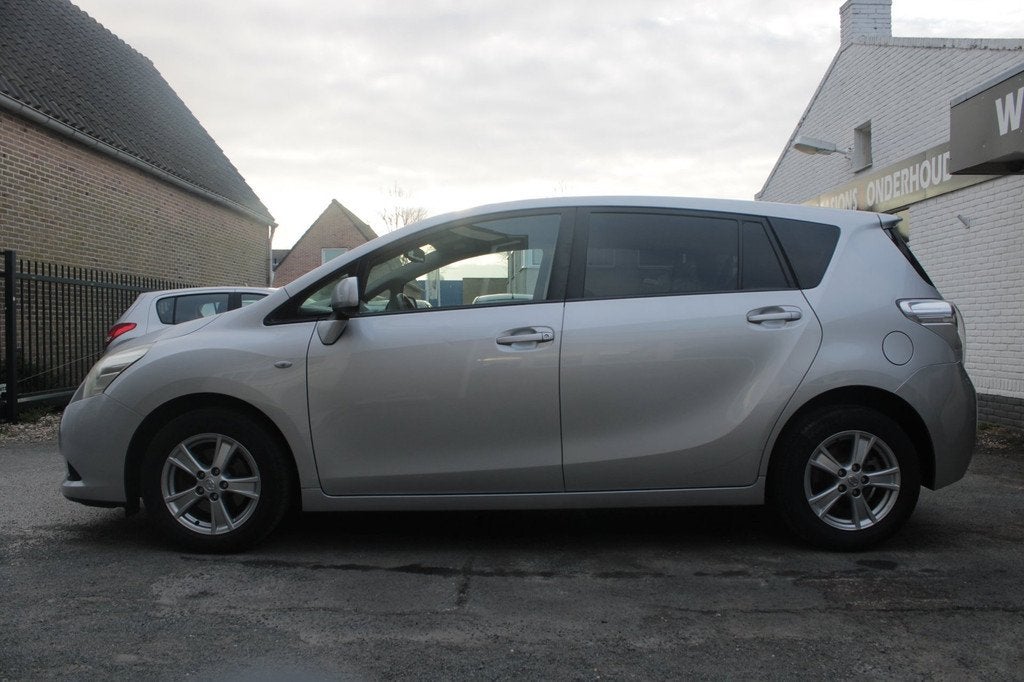 Toyota Verso 1.8 VVT-i Dynamic 7p Automaat | Airco | Cruise, Auto's, Toyota, Gebruikt, Zwart, 4 cilinders, Bedrijf