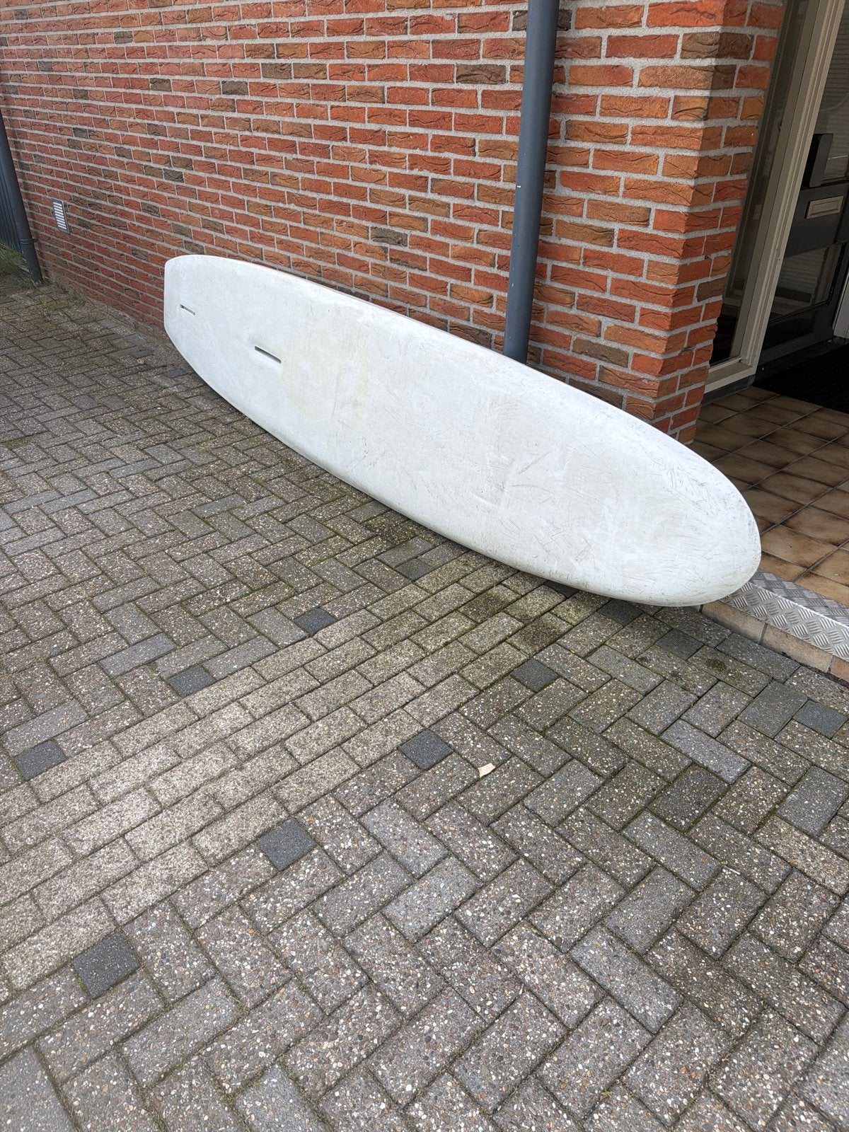 Gratis Windsurfplank - Ideaal voor beginners en gevorderden, Watersport en Boten, Windsurfen, 250 tot 300 cm, Gebruikt, Plank