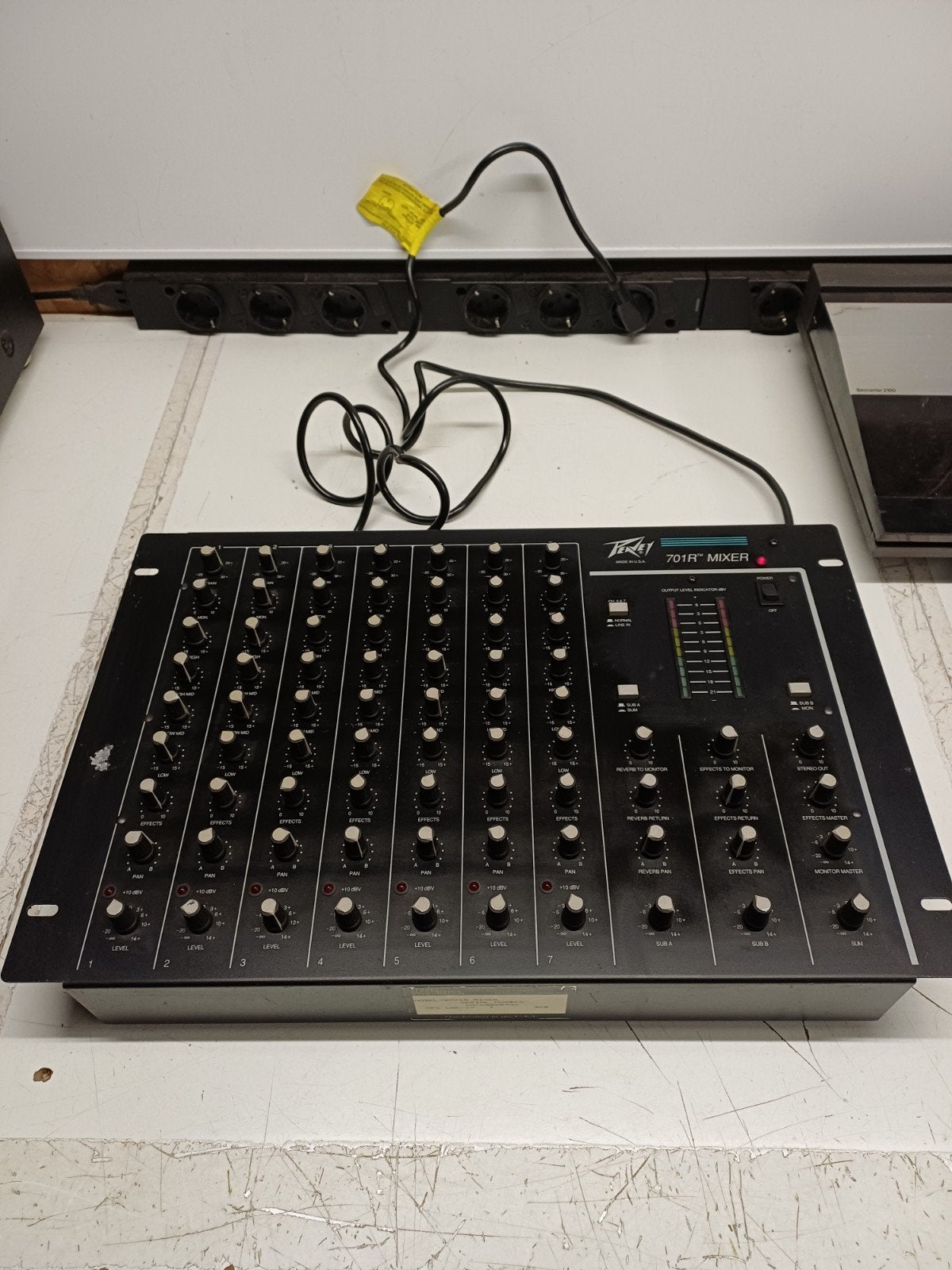 Peavey 701R Mixer - 7 Kanalen, Werkt, Muziek en Instrumenten, Ophalen of Verzenden, Gebruikt, 5 tot 10 kanalen