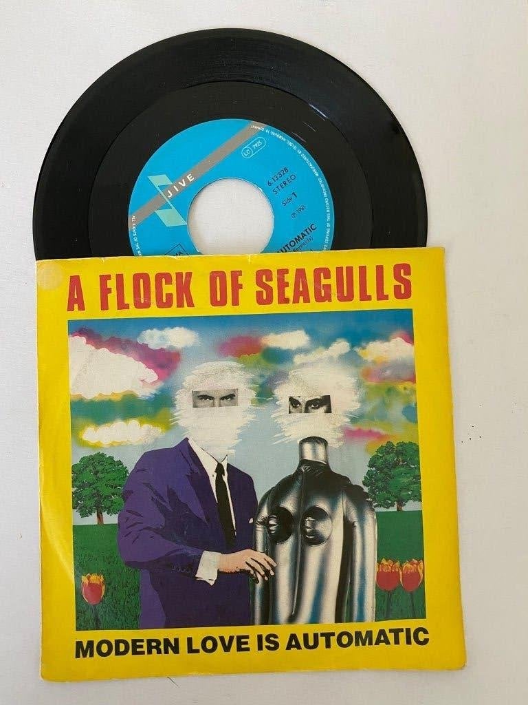 A Flock Of Seagulls – Modern Love Is Automatic, 7 inch, Zo goed als nieuw, Pop, Fotohoes