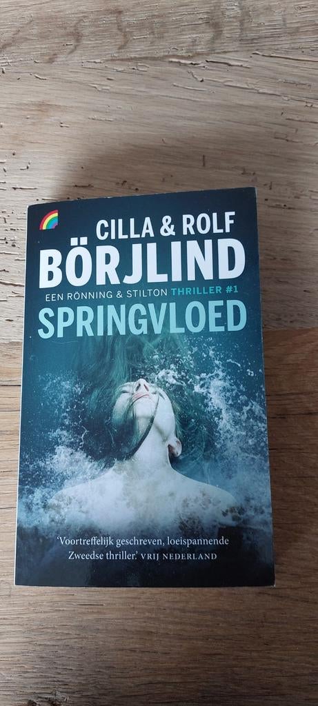 Springvloed - Cilla & Rolf Börjlind (Thriller), Ophalen of Verzenden, Zo goed als nieuw, Cilla & Rolf Börjlind, Scandinavië