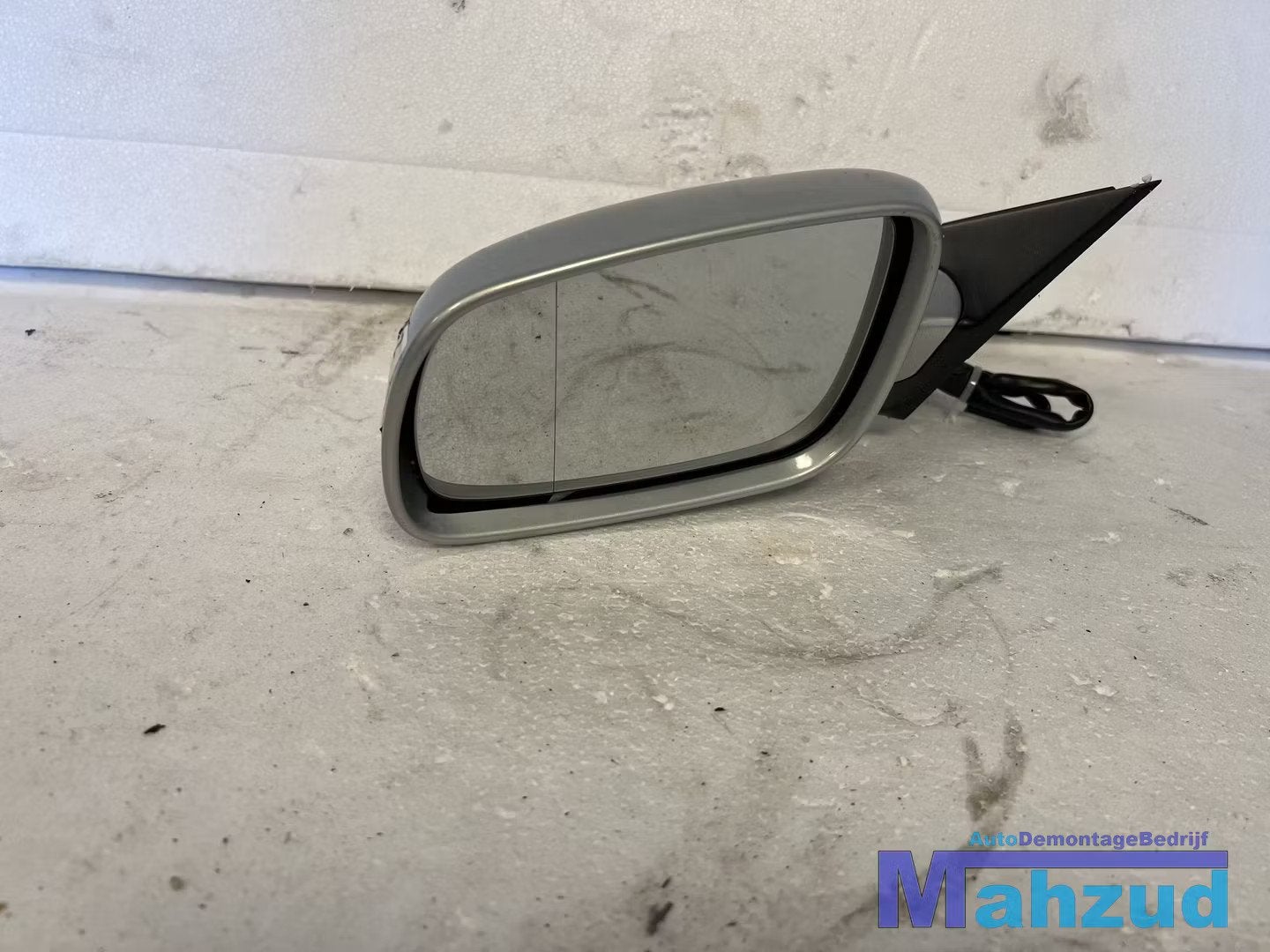 VW PASSAT B5 grijs zilver LB7Z Links Spiegel buiten 1996-200, Gebruikt, Volkswagen, Volkswagen AG, Berliner Ring 2
38440  Wolfsburg, DE