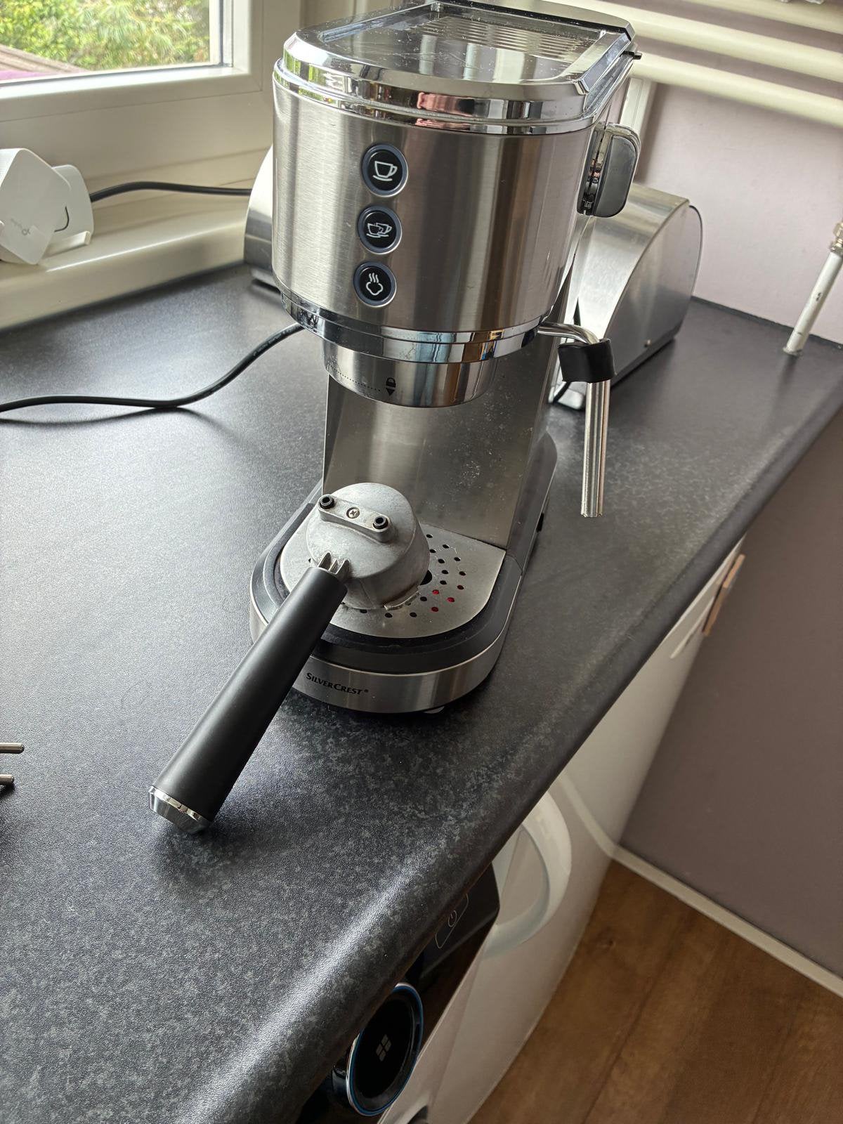 Silvercrest Espressomachine, Witgoed en Apparatuur, Koffiezetapparaten, Ophalen, Afneembaar waterreservoir, Espresso apparaat