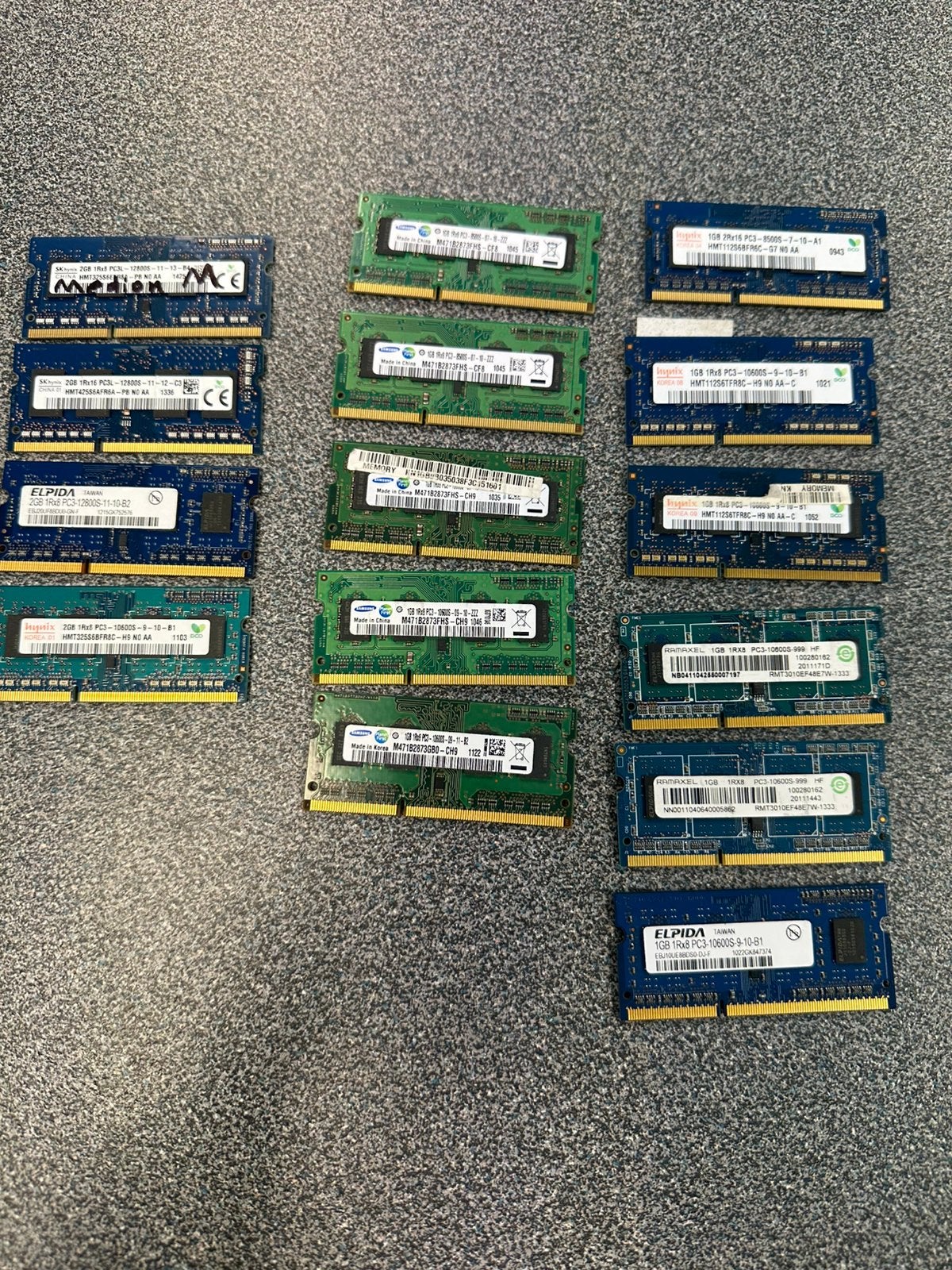 15x DDR3 pc3 laptopgeheugen – 4x 2GB + 11x 1GB, Ophalen of Verzenden, Zo goed als nieuw, DDR3, Laptop