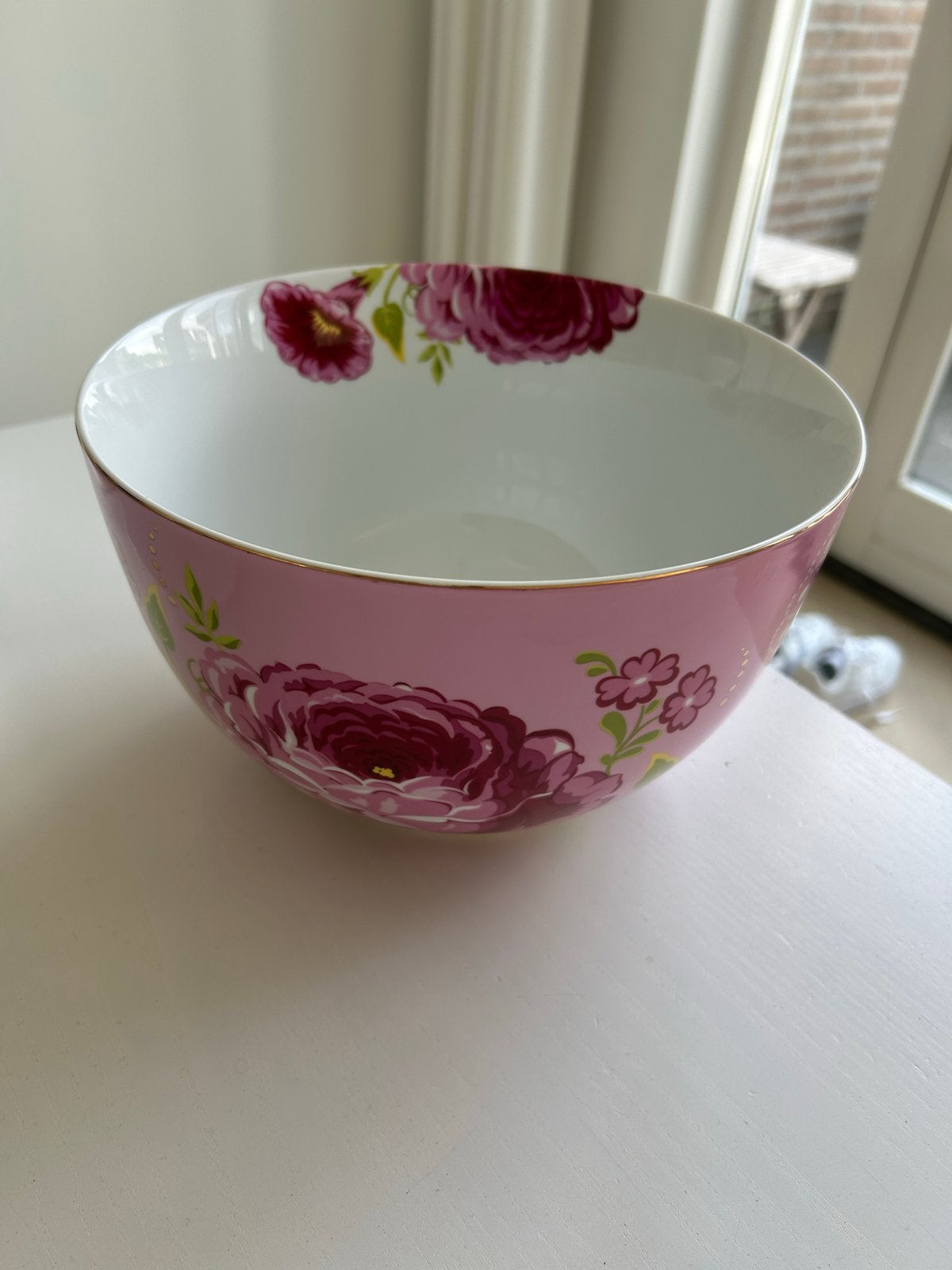 Pip Studio schaal roze met bloemenpatroon, Huis en Inrichting, Porselein of Keramiek, Schaal, Rond, Ophalen of Verzenden