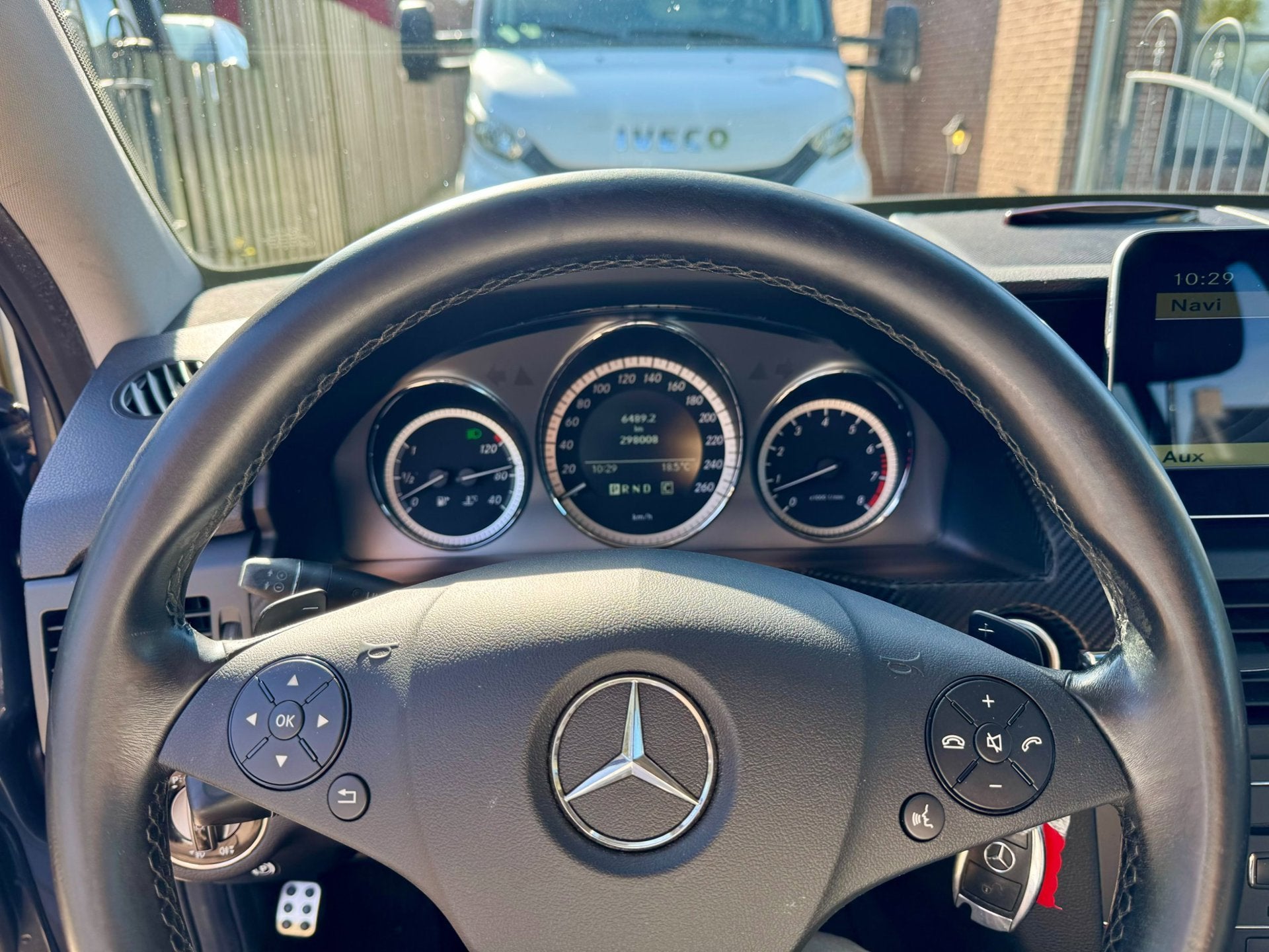Mercedes-Benz GLK-klasse 350 4-Matic NAP|CARPLAY|CLIMATE|APK, Automaat, Gebruikt, Zwart, 2000 kg