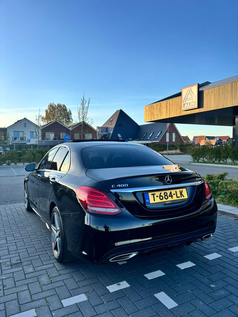Prachtige Mercedes C400 4MATIC AMG | Bomvol opties, Auto's, Mercedes-Benz, Automaat, Zwart, Leder, Vierwielaandrijving