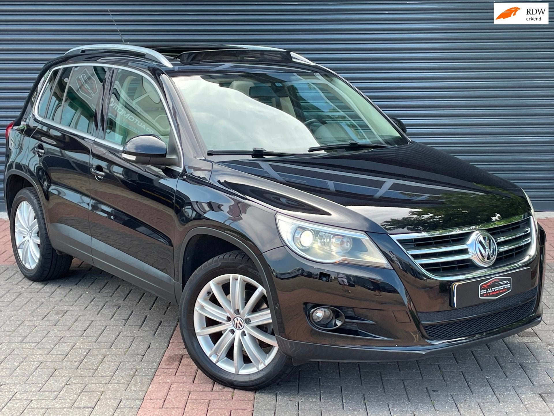 Volkswagen Tiguan 2.0 TSI Sport&Style 4Motion Automaat | Pan, Auto's, Automaat, Gebruikt, Beige, 4 cilinders