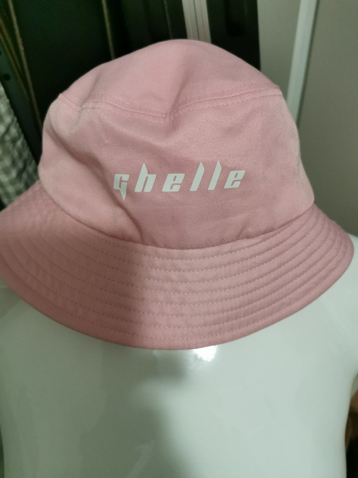 Ghelle visser hoedje, Hoed, Ghelle, Zo goed als nieuw, One size fits all