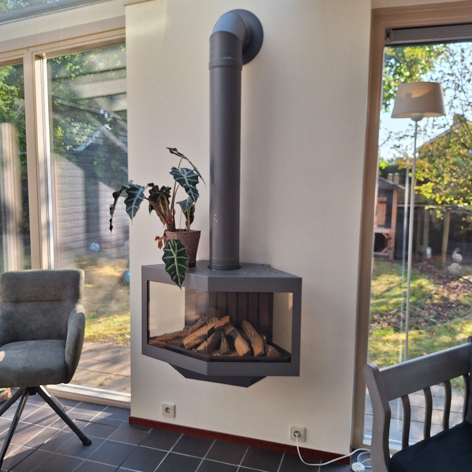 Moderne hangende gashaard met afvoer, Ophalen, Gebruikt, Hangende haard, Gashaard