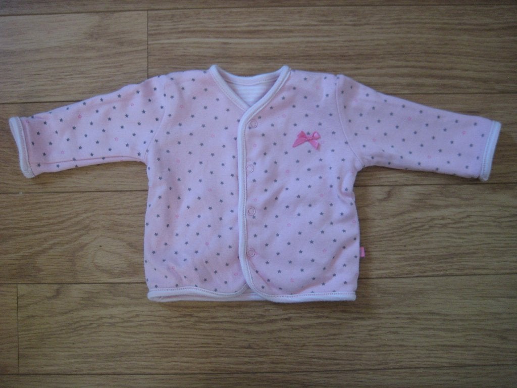 Feetje omkeerbaar vestje maat 56 roze gestreept+roze sterren, Kinderen en Baby's, Babykleding | Maat 56, Ophalen of Verzenden