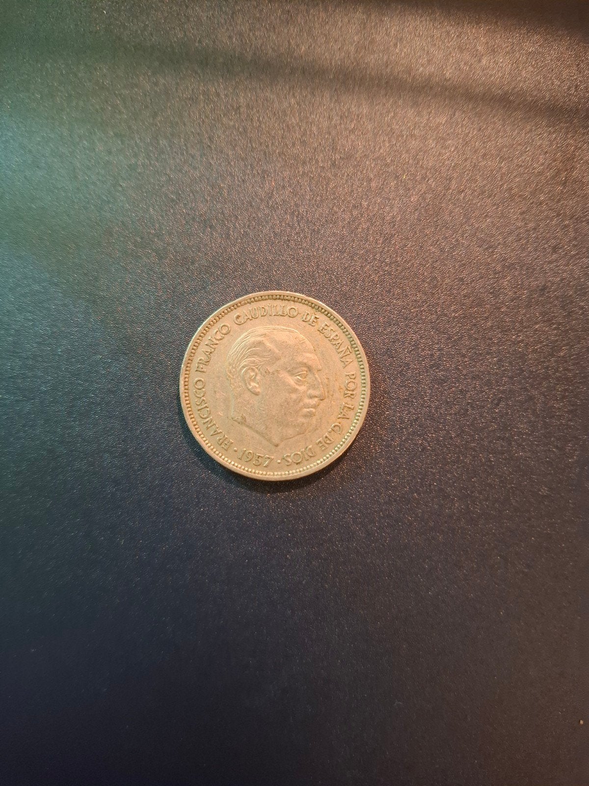 Zeldzame Spaanse 25 Peseta munt uit 1957 - Franco, Ophalen of Verzenden, Overige landen, Losse munt