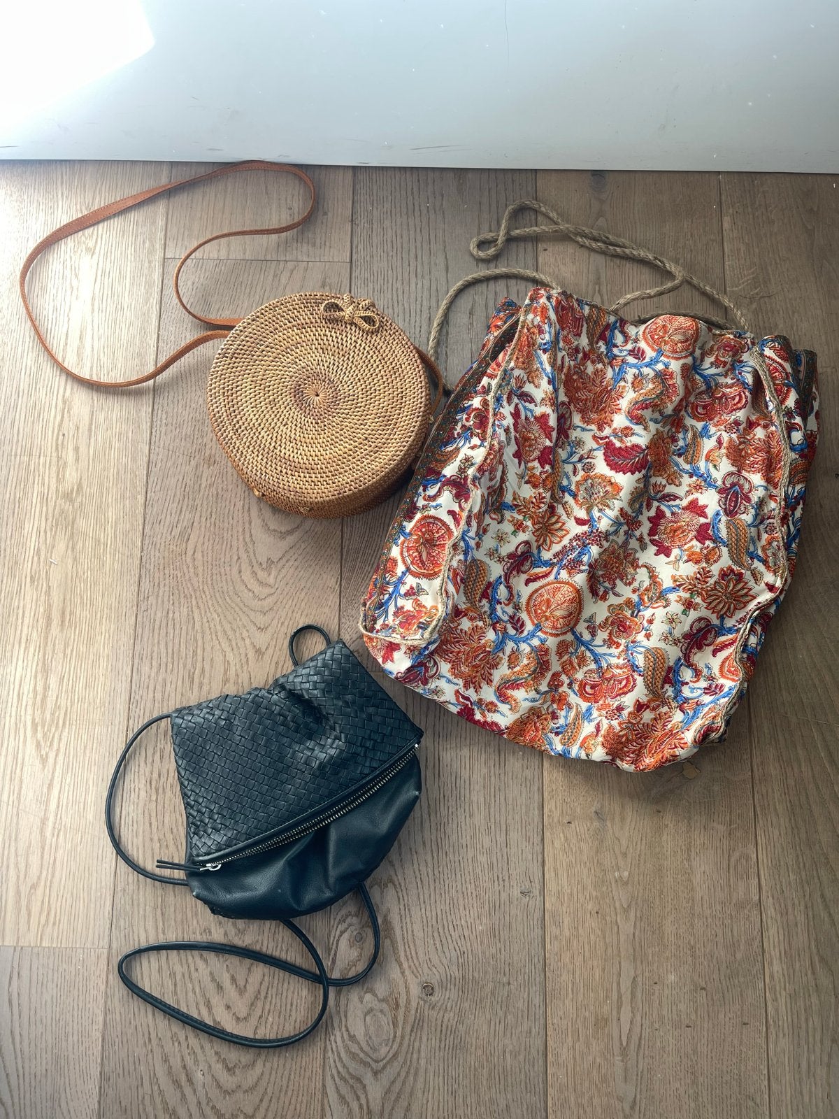 Drie tasjes waaronder leren van Cos, Ophalen of Verzenden, Gebruikt, Zwart, Shopper